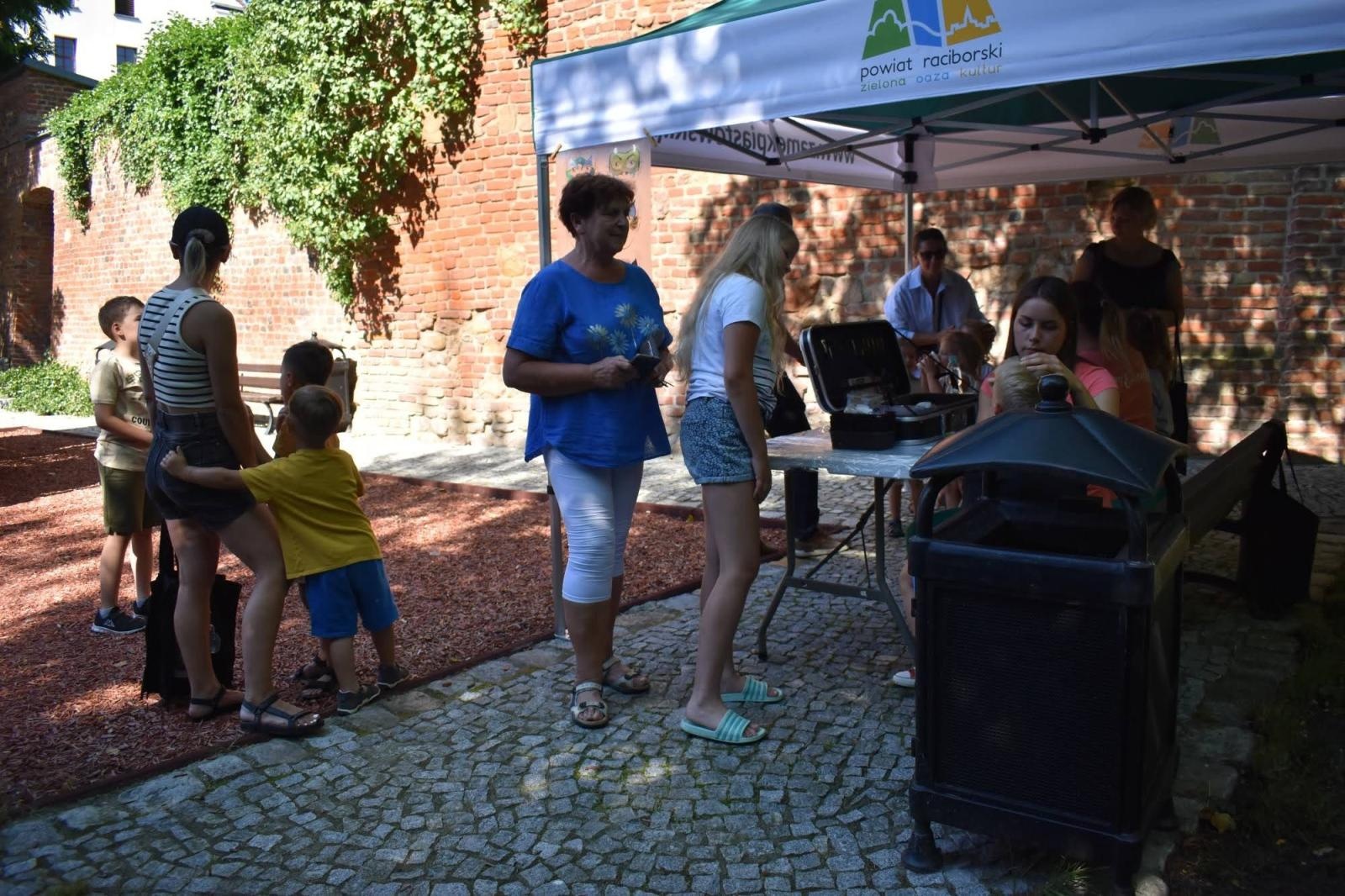 Zdjęcie w galerii na portalu naszraciborz.pl: Zamkowe popołudnie z czeskim sąsiadem wiadomości z regionu