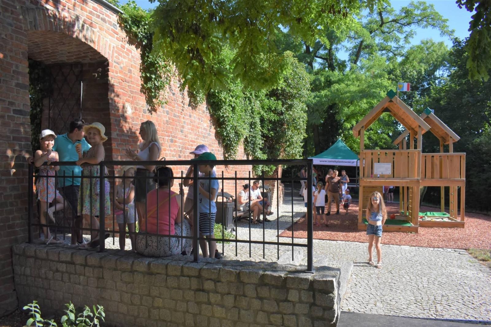 Zdjęcie w galerii na portalu naszraciborz.pl: Zamkowe popołudnie z czeskim sąsiadem wiadomości z regionu