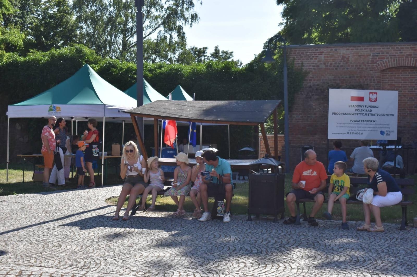 Zdjęcie w galerii na portalu naszraciborz.pl: Zamkowe popołudnie z czeskim sąsiadem wiadomości z regionu