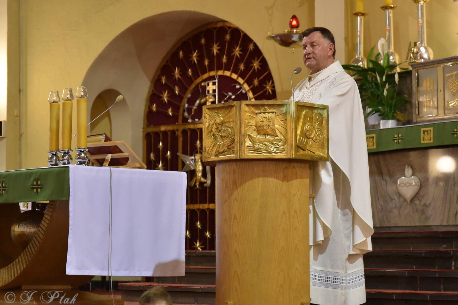 Zdjęcie w galerii na portalu naszraciborz.pl: Wołyń 1943. Obchody Narodowego Dnia Pamięci Ofiar Ludobójstwa dokonanego przez ukraińskich nacjonalistów wiadomości z regionu