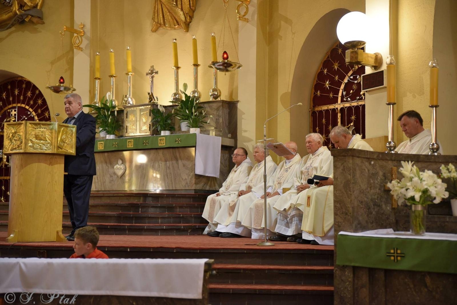 Zdjęcie w galerii na portalu naszraciborz.pl: Wołyń 1943. Obchody Narodowego Dnia Pamięci Ofiar Ludobójstwa dokonanego przez ukraińskich nacjonalistów wiadomości z regionu