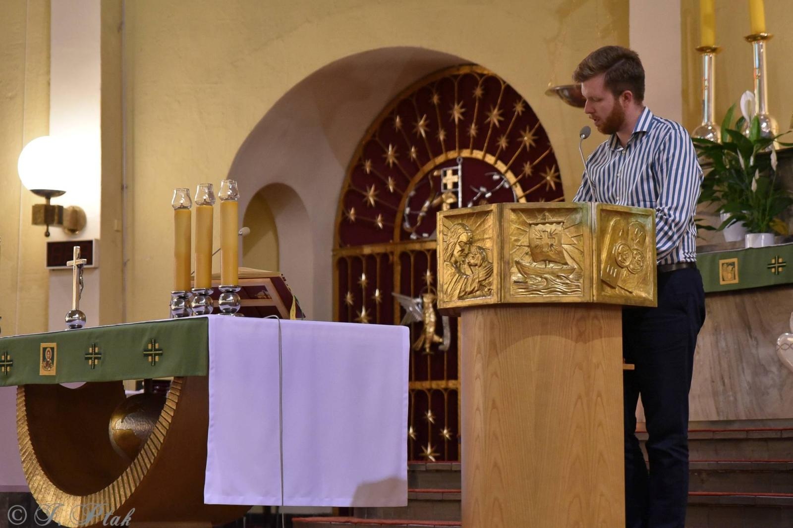 Zdjęcie w galerii na portalu naszraciborz.pl: Wołyń 1943. Obchody Narodowego Dnia Pamięci Ofiar Ludobójstwa dokonanego przez ukraińskich nacjonalistów wiadomości z regionu