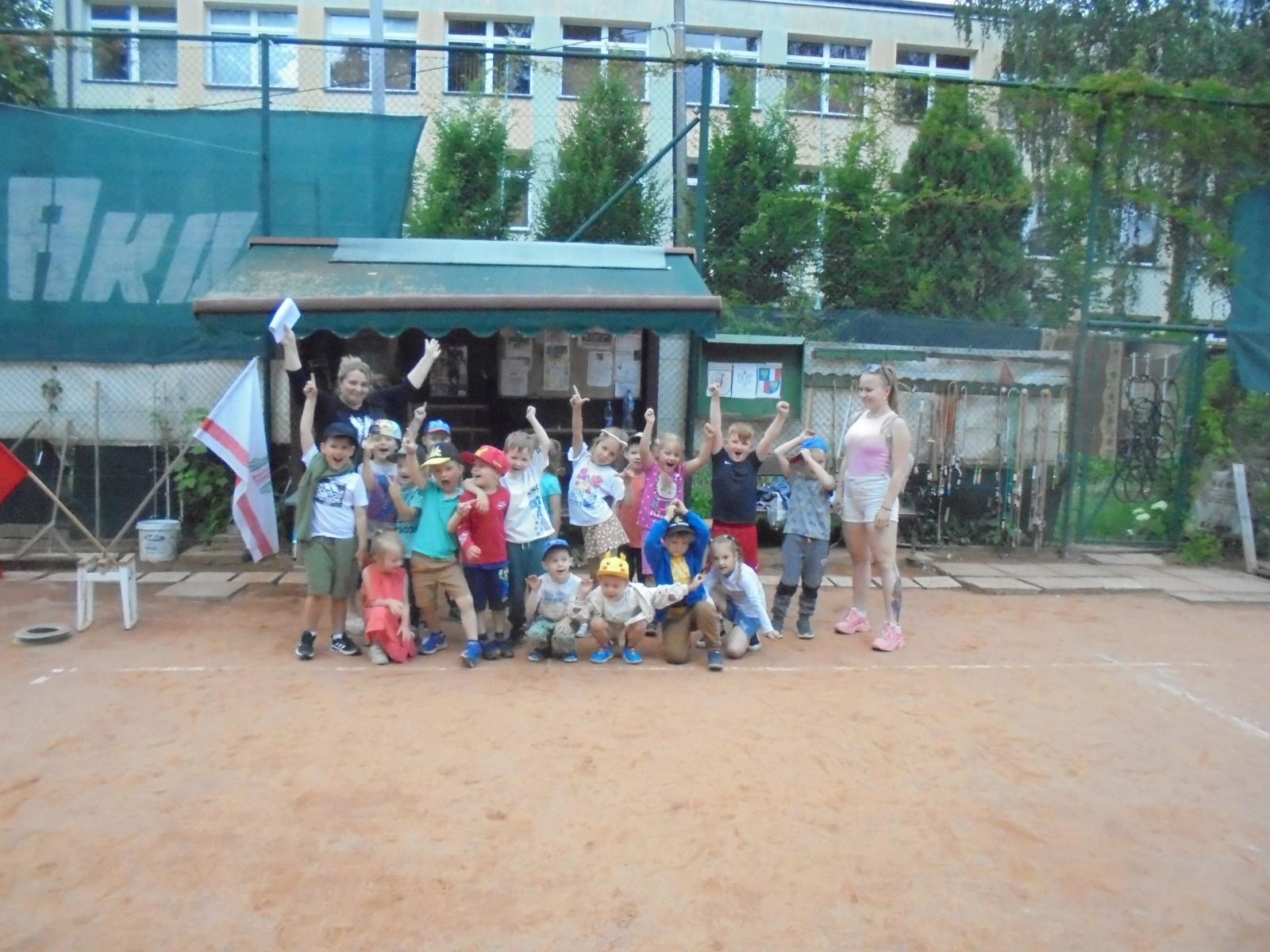 Zdjęcie w galerii na portalu naszraciborz.pl: Kolejna wizyta przedszkolaków na korcie tenisowym wiadomości z regionu