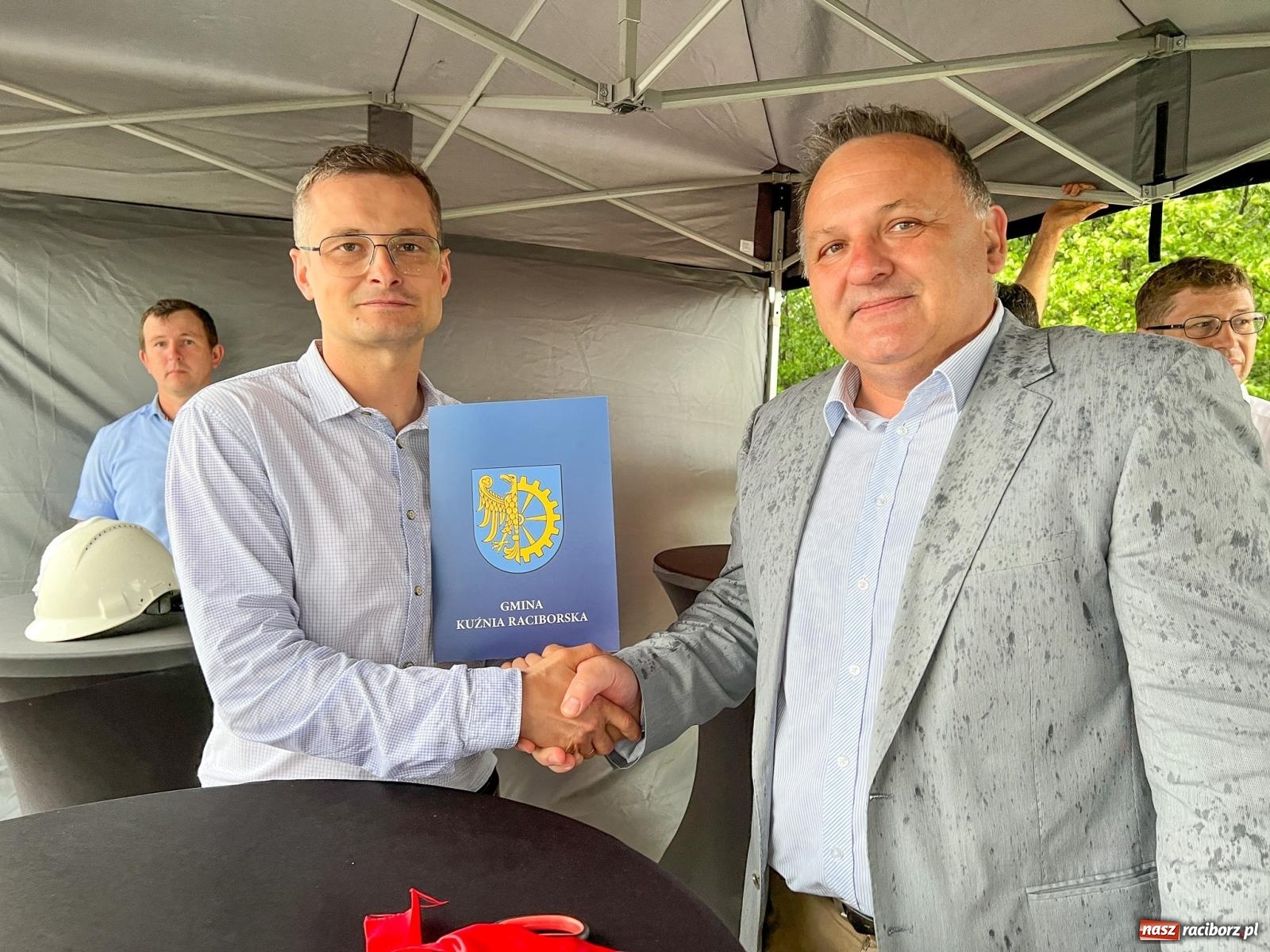 Zdjęcie w galerii na portalu naszraciborz.pl: Solpak ruszył z budową zakładu w Kuźni Raciborskiej [FOTO i WIDEO] wiadomości z regionu