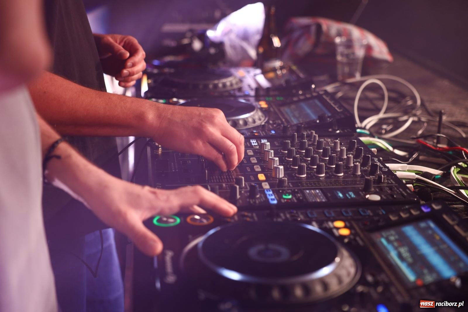 Zdjęcie w galerii na portalu naszraciborz.pl: FULL MOON na raciborskim zamku [FOTO i WIDEO] wiadomości z regionu