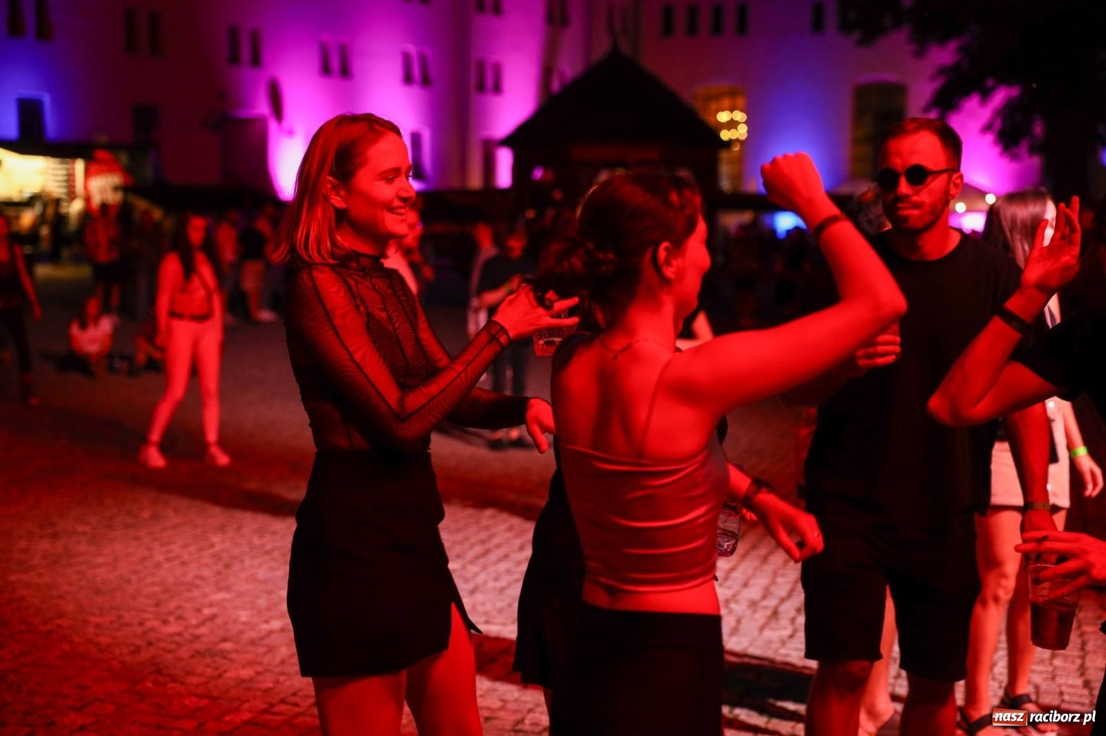 Zdjęcie w galerii na portalu naszraciborz.pl: FULL MOON na raciborskim zamku [FOTO i WIDEO] wiadomości z regionu