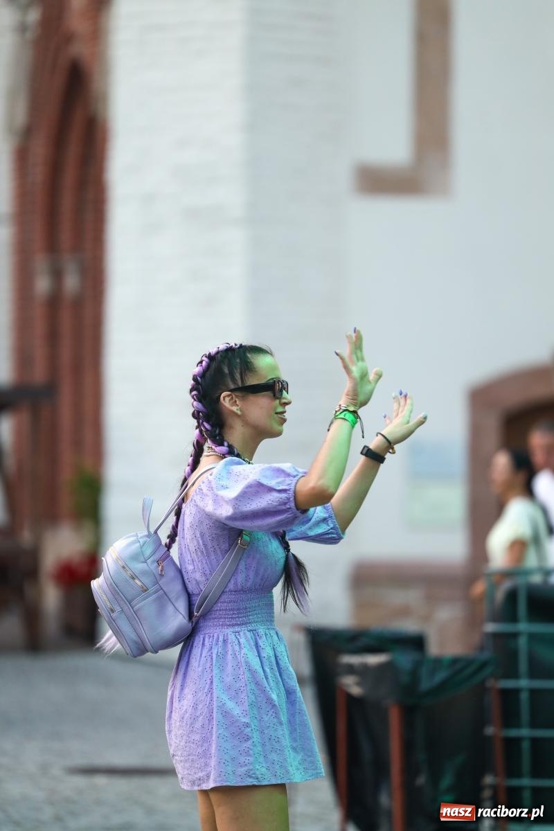 Zdjęcie w galerii na portalu naszraciborz.pl: FULL MOON na raciborskim zamku [FOTO i WIDEO] wiadomości z regionu