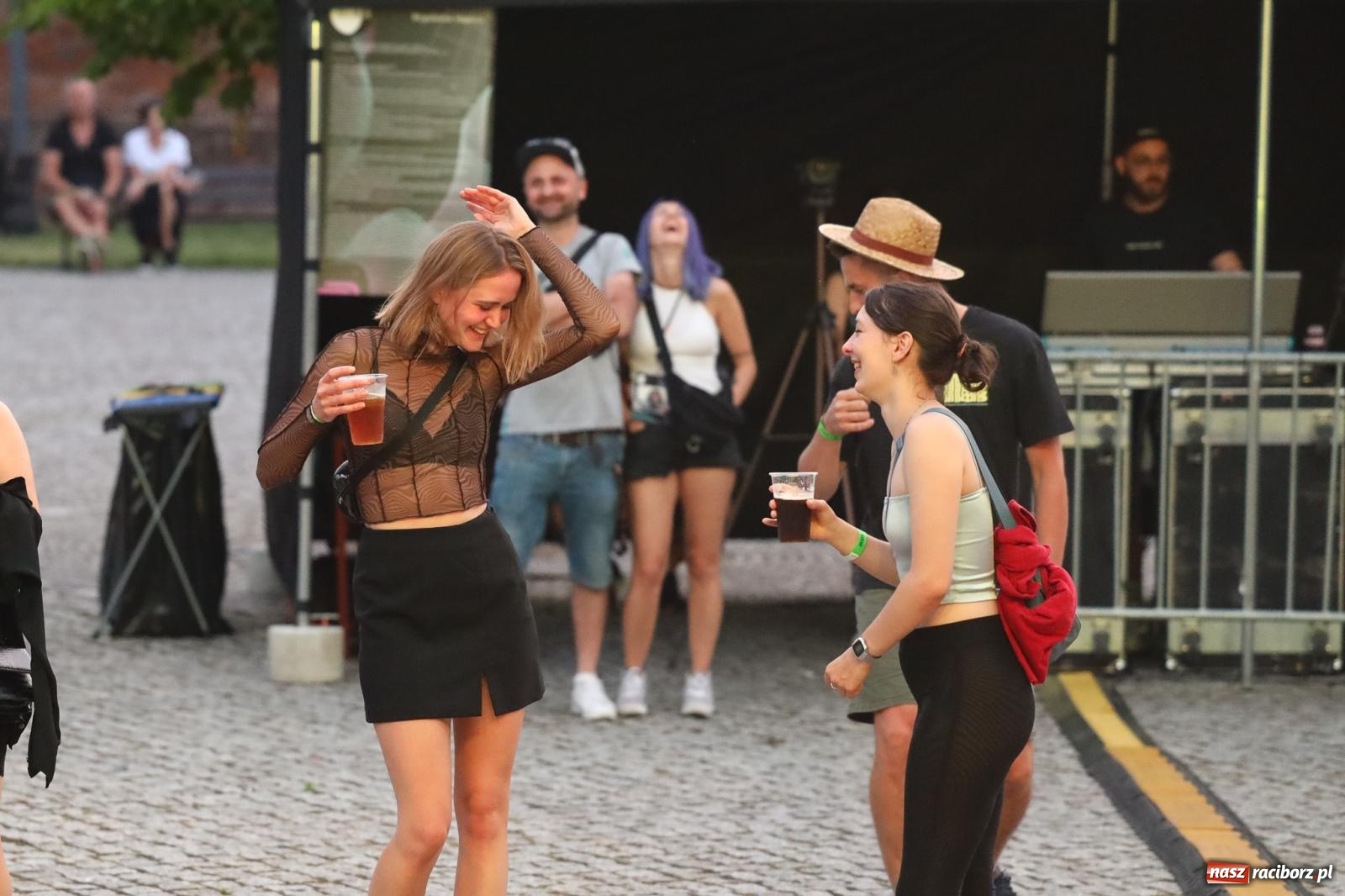 Zdjęcie w galerii na portalu naszraciborz.pl: FULL MOON na raciborskim zamku [FOTO i WIDEO] wiadomości z regionu