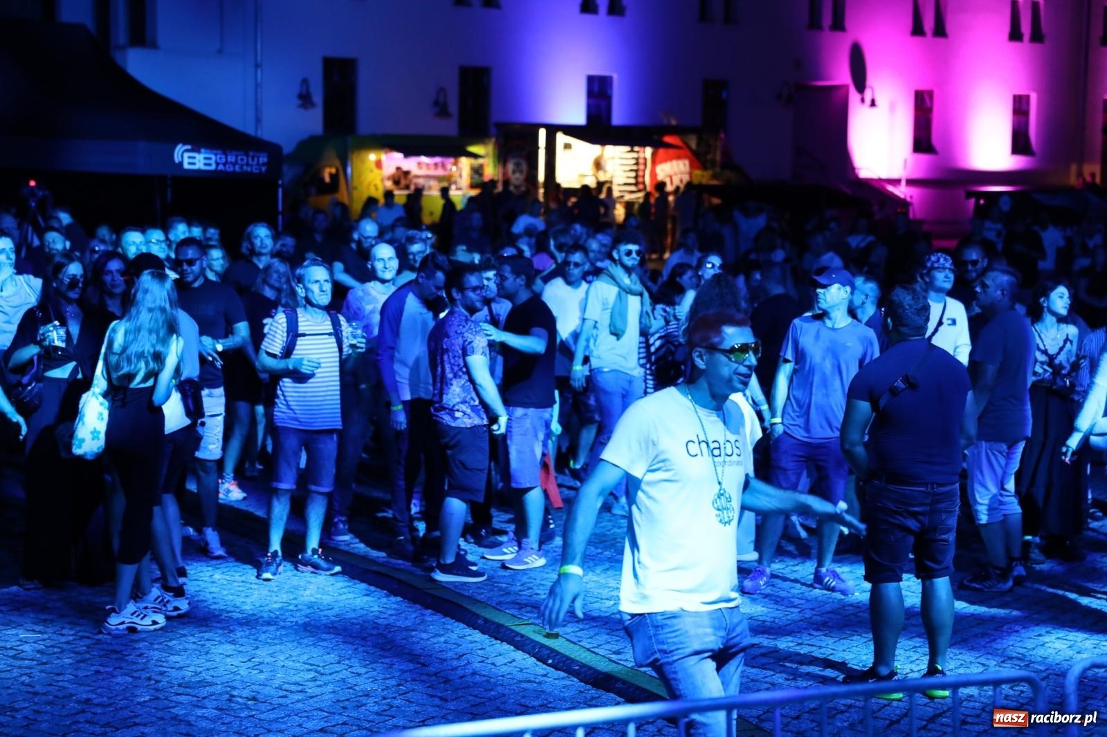 Zdjęcie w galerii na portalu naszraciborz.pl: FULL MOON na raciborskim zamku [FOTO i WIDEO] wiadomości z regionu