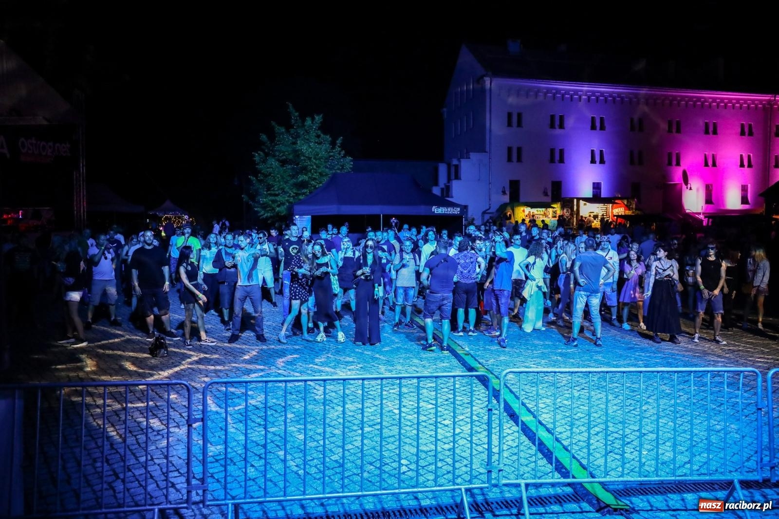 Zdjęcie w galerii na portalu naszraciborz.pl: FULL MOON na raciborskim zamku [FOTO i WIDEO] wiadomości z regionu