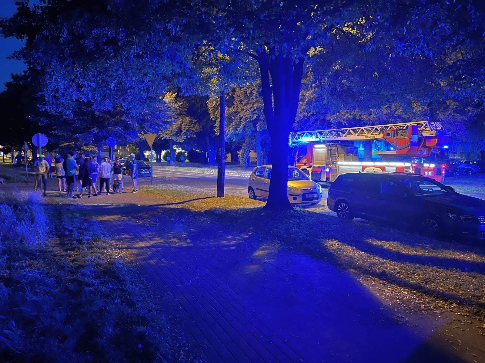 Zdjęcie w galerii na portalu naszraciborz.pl: Akcja strażaków na Katowickiej [FOTO] wiadomości z regionu