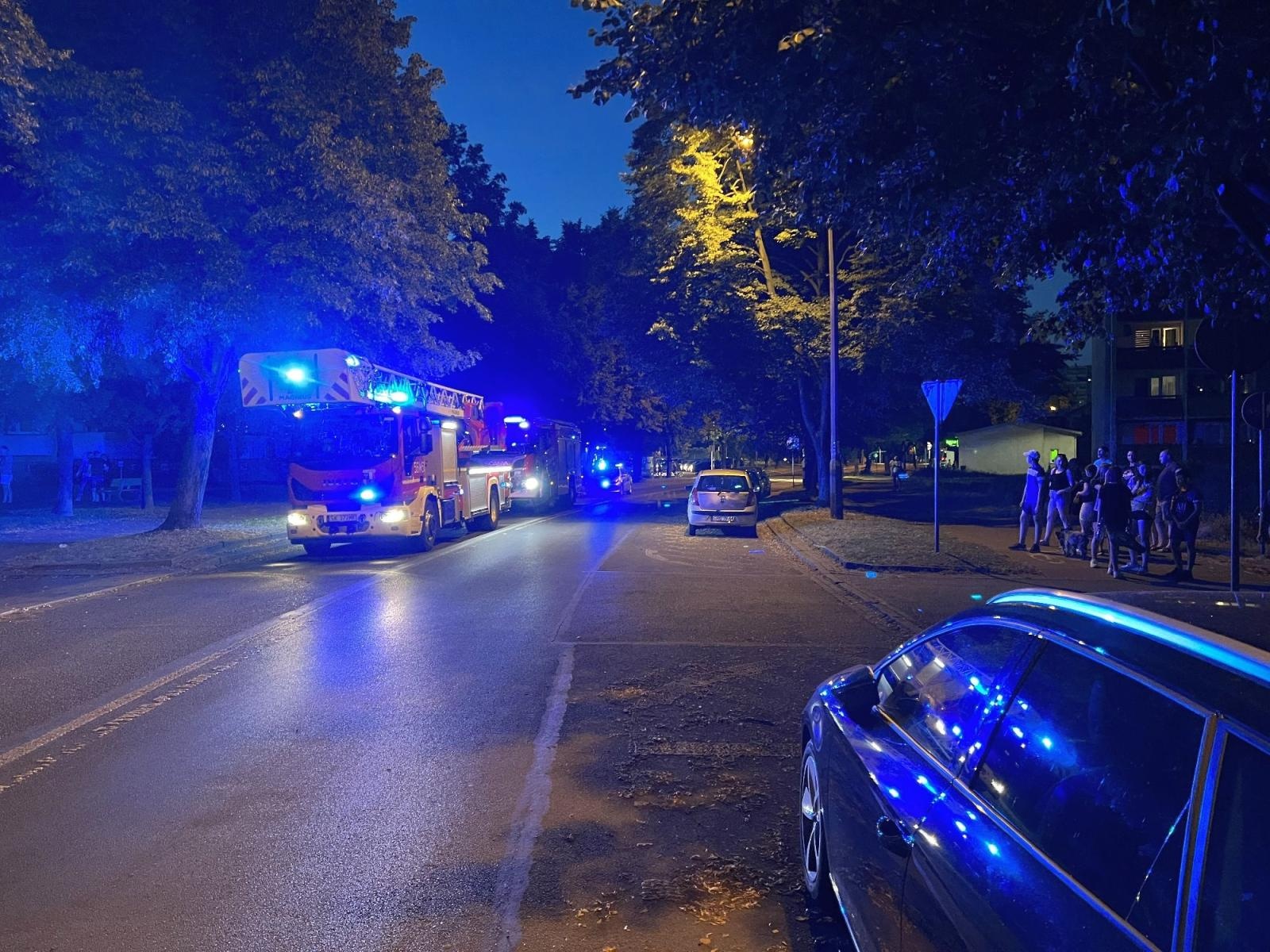 Zdjęcie w galerii na portalu naszraciborz.pl: Akcja strażaków na Katowickiej [FOTO] wiadomości z regionu