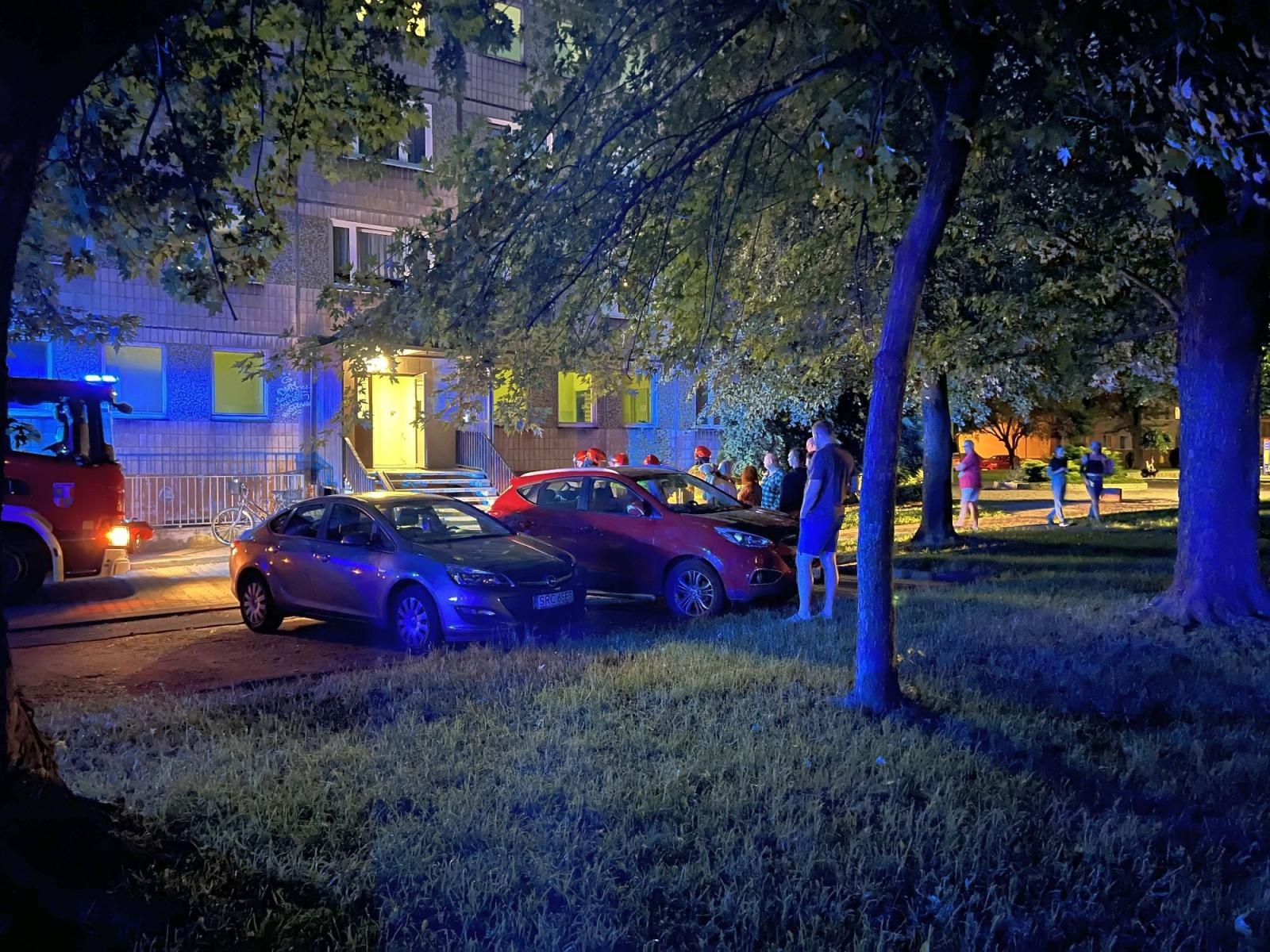 Zdjęcie w galerii na portalu naszraciborz.pl: Akcja strażaków na Katowickiej [FOTO] wiadomości z regionu