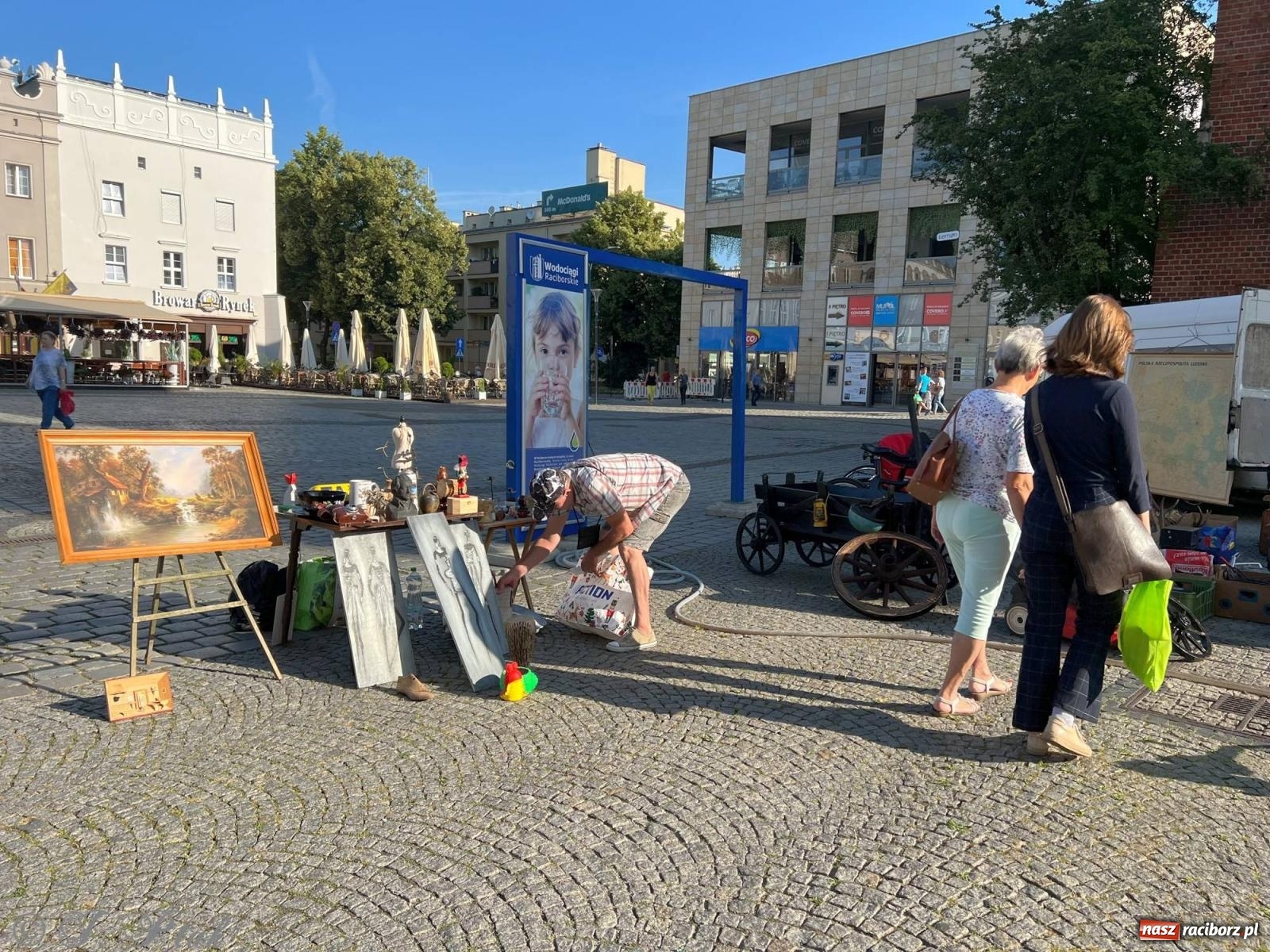 Zdjęcie w galerii na portalu naszraciborz.pl: Lipcowy targ staroci w Raciborzu wiadomości z regionu