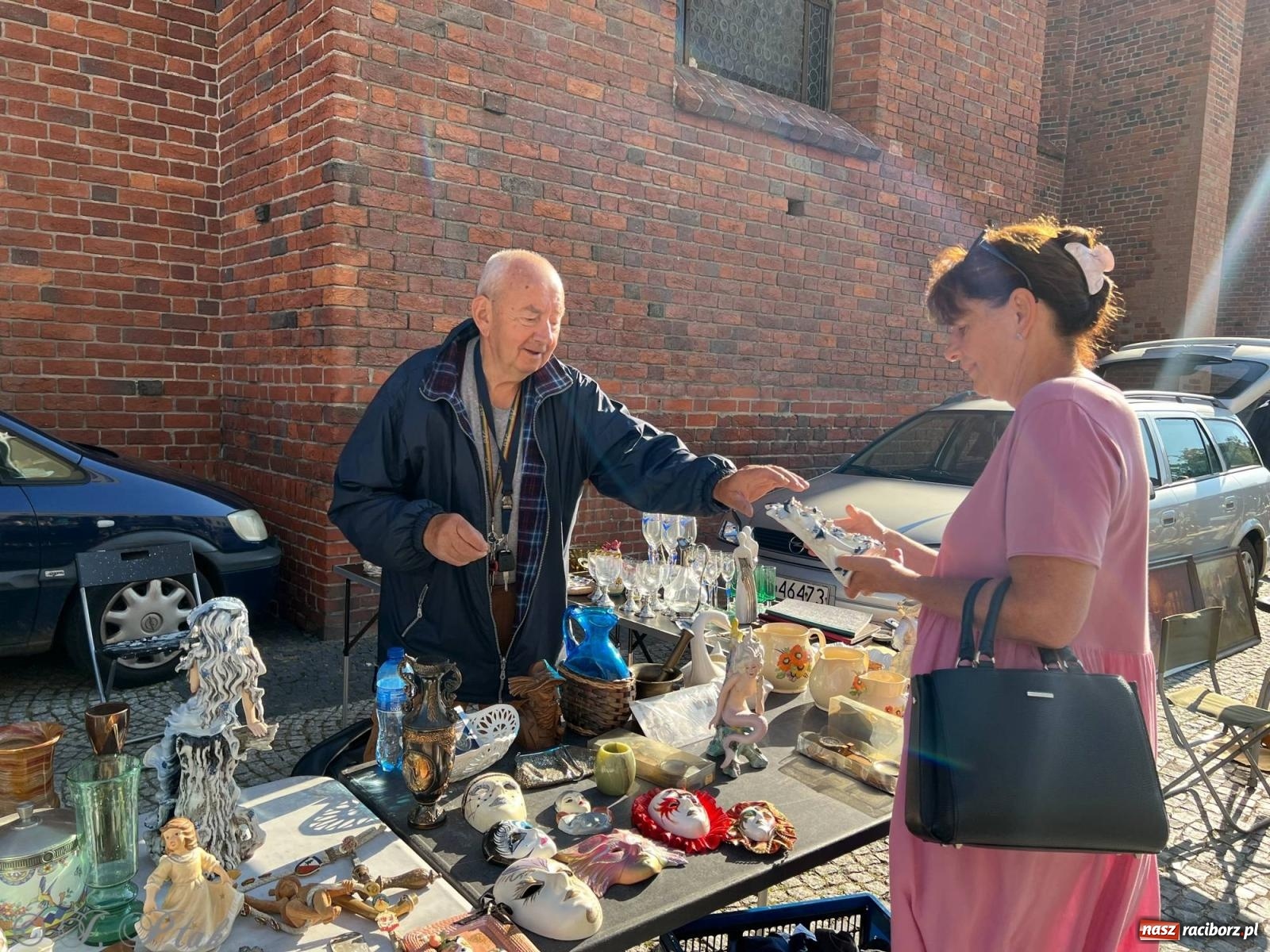 Zdjęcie w galerii na portalu naszraciborz.pl: Lipcowy targ staroci w Raciborzu wiadomości z regionu