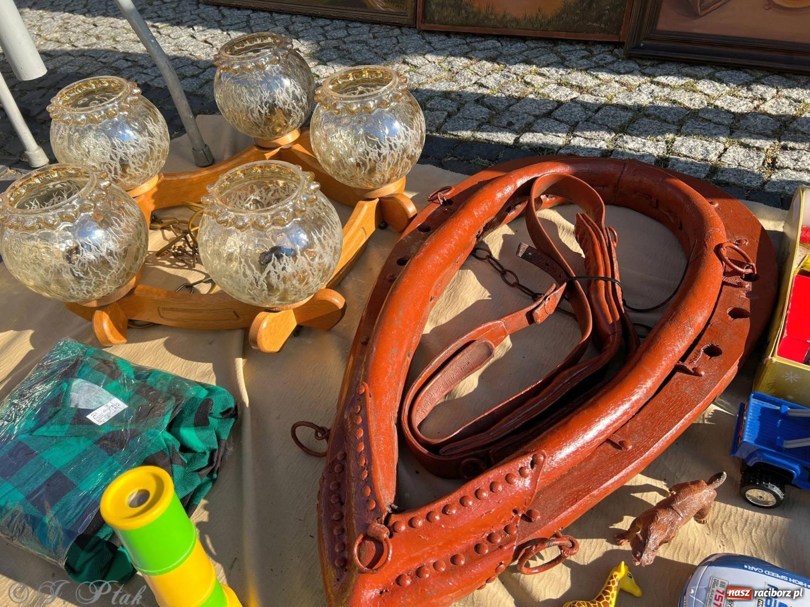 Zdjęcie w galerii na portalu naszraciborz.pl: Lipcowy targ staroci w Raciborzu wiadomości z regionu