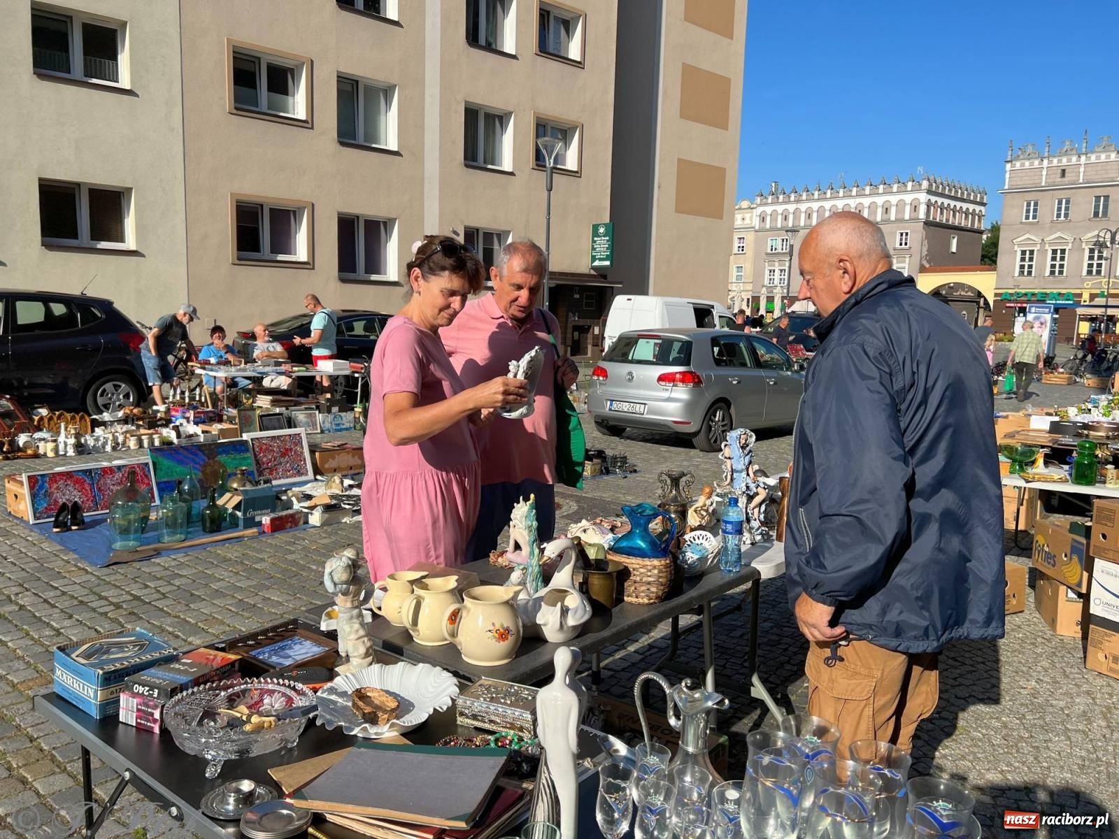 Zdjęcie w galerii na portalu naszraciborz.pl: Lipcowy targ staroci w Raciborzu wiadomości z regionu