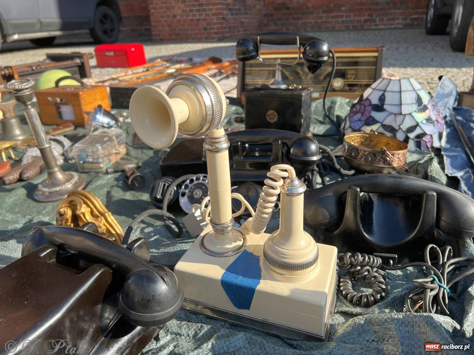 Zdjęcie w galerii na portalu naszraciborz.pl: Lipcowy targ staroci w Raciborzu wiadomości z regionu