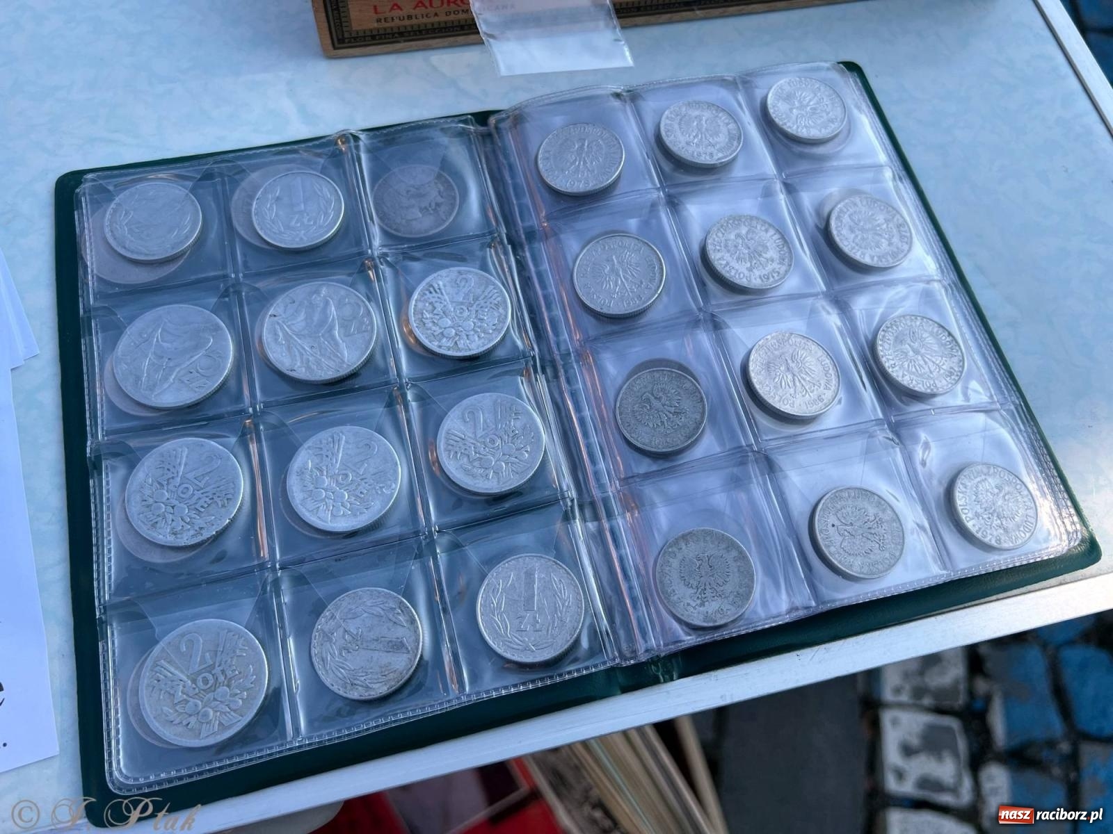 Zdjęcie w galerii na portalu naszraciborz.pl: Lipcowy targ staroci w Raciborzu wiadomości z regionu