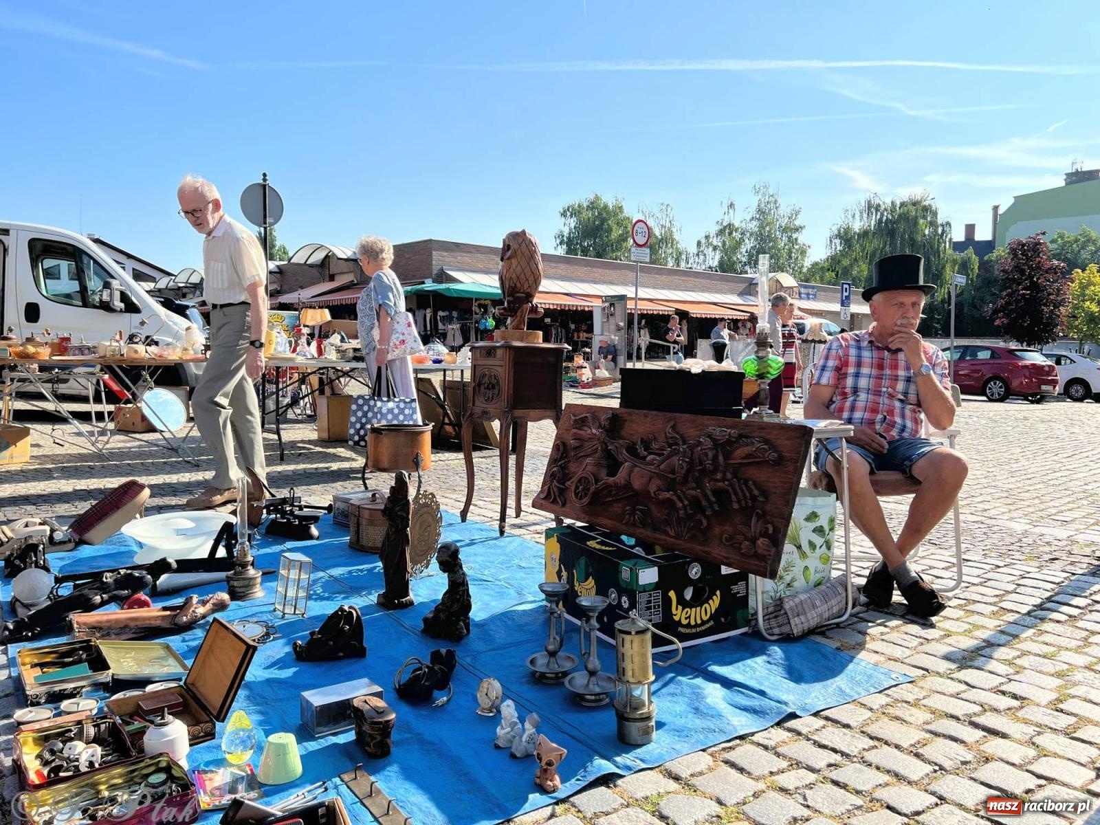 Zdjęcie w galerii na portalu naszraciborz.pl: Lipcowy targ staroci w Raciborzu wiadomości z regionu
