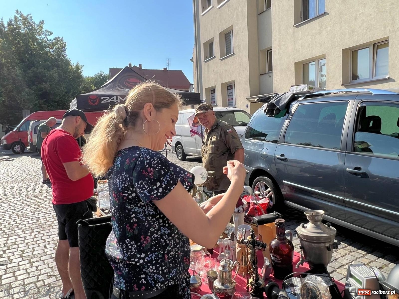 Zdjęcie w galerii na portalu naszraciborz.pl: Lipcowy targ staroci w Raciborzu wiadomości z regionu