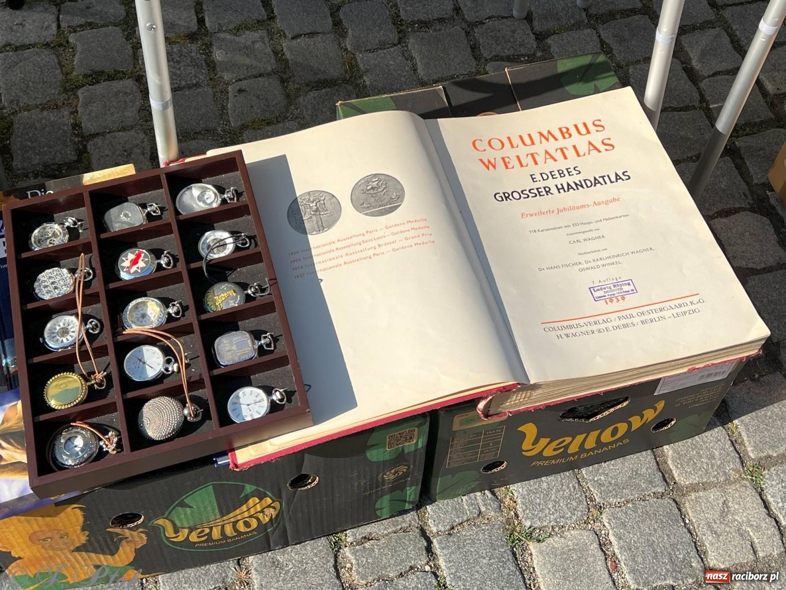 Zdjęcie w galerii na portalu naszraciborz.pl: Lipcowy targ staroci w Raciborzu wiadomości z regionu