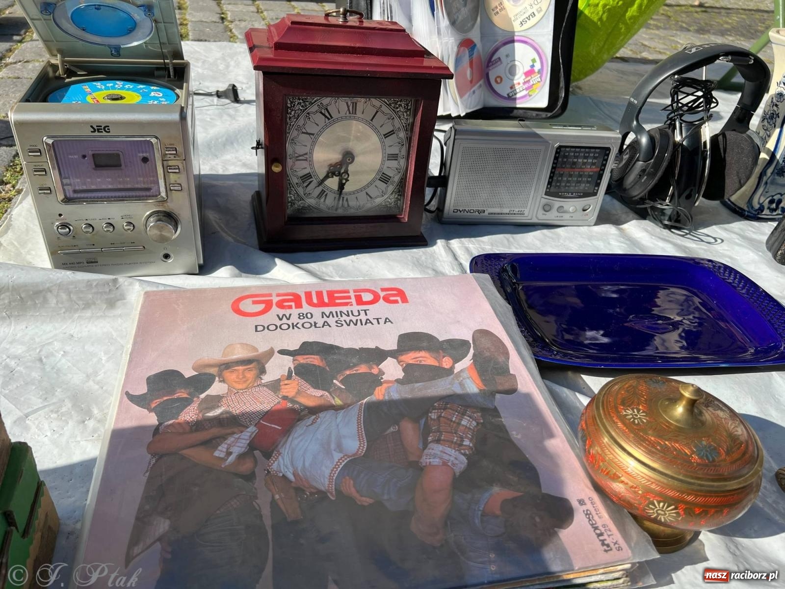 Zdjęcie w galerii na portalu naszraciborz.pl: Lipcowy targ staroci w Raciborzu wiadomości z regionu