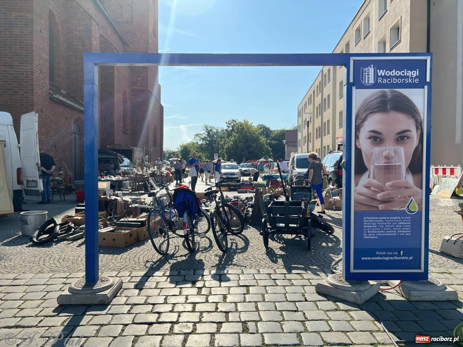 Zdjęcie w galerii na portalu naszraciborz.pl: Lipcowy targ staroci w Raciborzu wiadomości z regionu