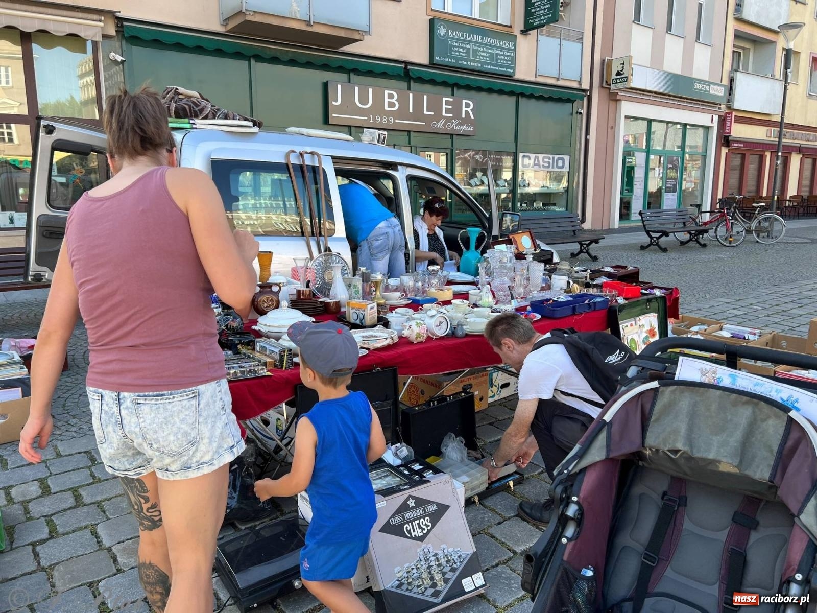 Zdjęcie w galerii na portalu naszraciborz.pl: Lipcowy targ staroci w Raciborzu wiadomości z regionu