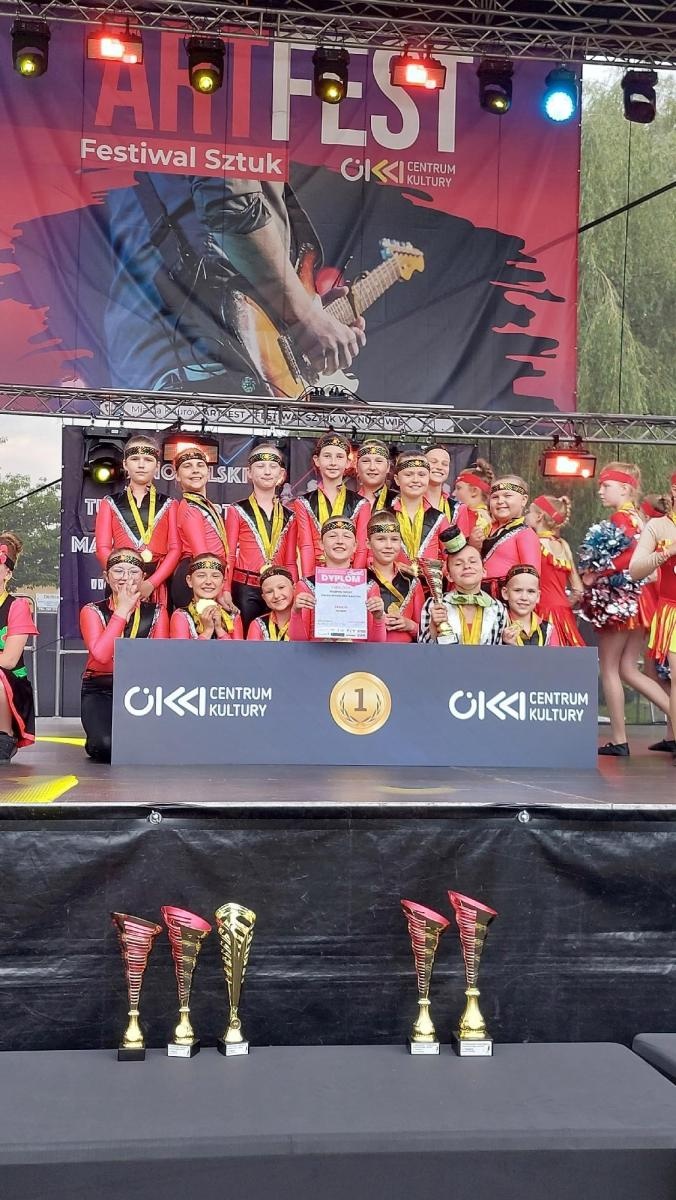 Zdjęcie w galerii na portalu naszraciborz.pl: Mażoretki Zary z kolejnymi sukcesami. Szykują się na mistrzostwa świata wiadomości z regionu