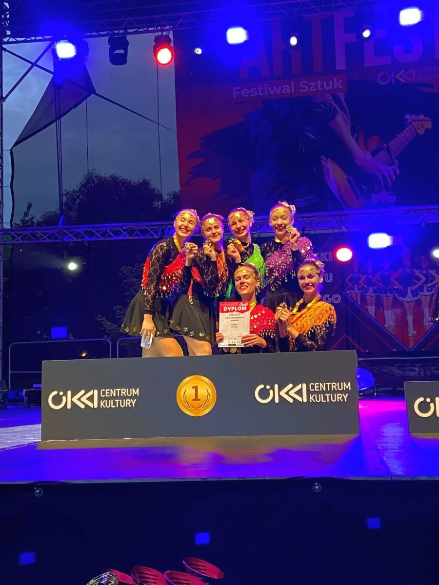 Zdjęcie w galerii na portalu naszraciborz.pl: Mażoretki Zary z kolejnymi sukcesami. Szykują się na mistrzostwa świata wiadomości z regionu