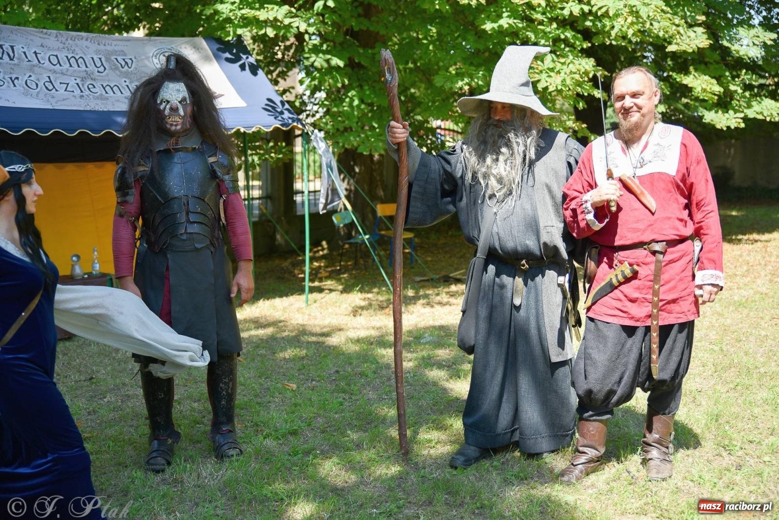 Zdjęcie w galerii na portalu naszraciborz.pl: Gandalf i przyjaciele zawitali do Raciborza [FOTO] wiadomości z regionu