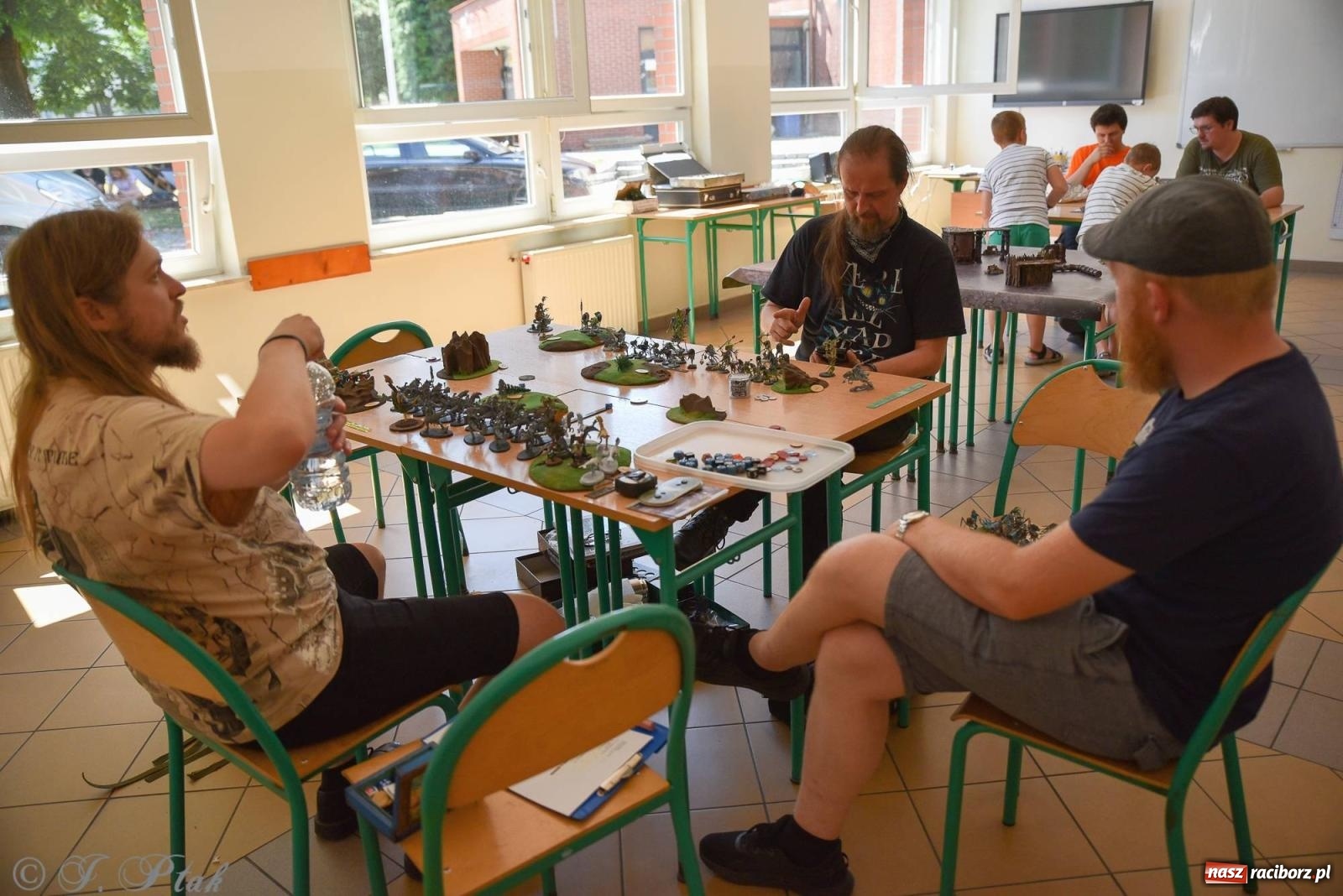 Zdjęcie w galerii na portalu naszraciborz.pl: Gandalf i przyjaciele zawitali do Raciborza [FOTO] wiadomości z regionu