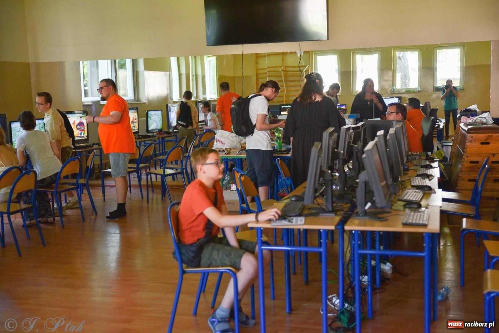 Zdjęcie w galerii na portalu naszraciborz.pl: Gandalf i przyjaciele zawitali do Raciborza [FOTO] wiadomości z regionu