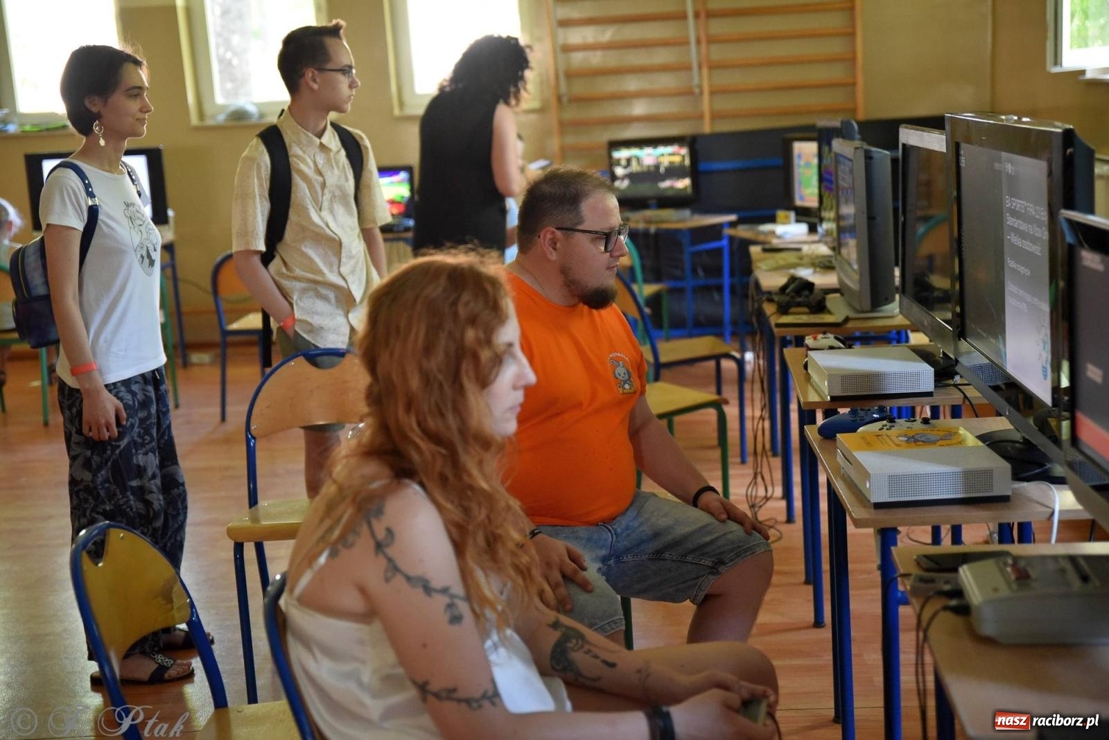 Zdjęcie w galerii na portalu naszraciborz.pl: Gandalf i przyjaciele zawitali do Raciborza [FOTO] wiadomości z regionu