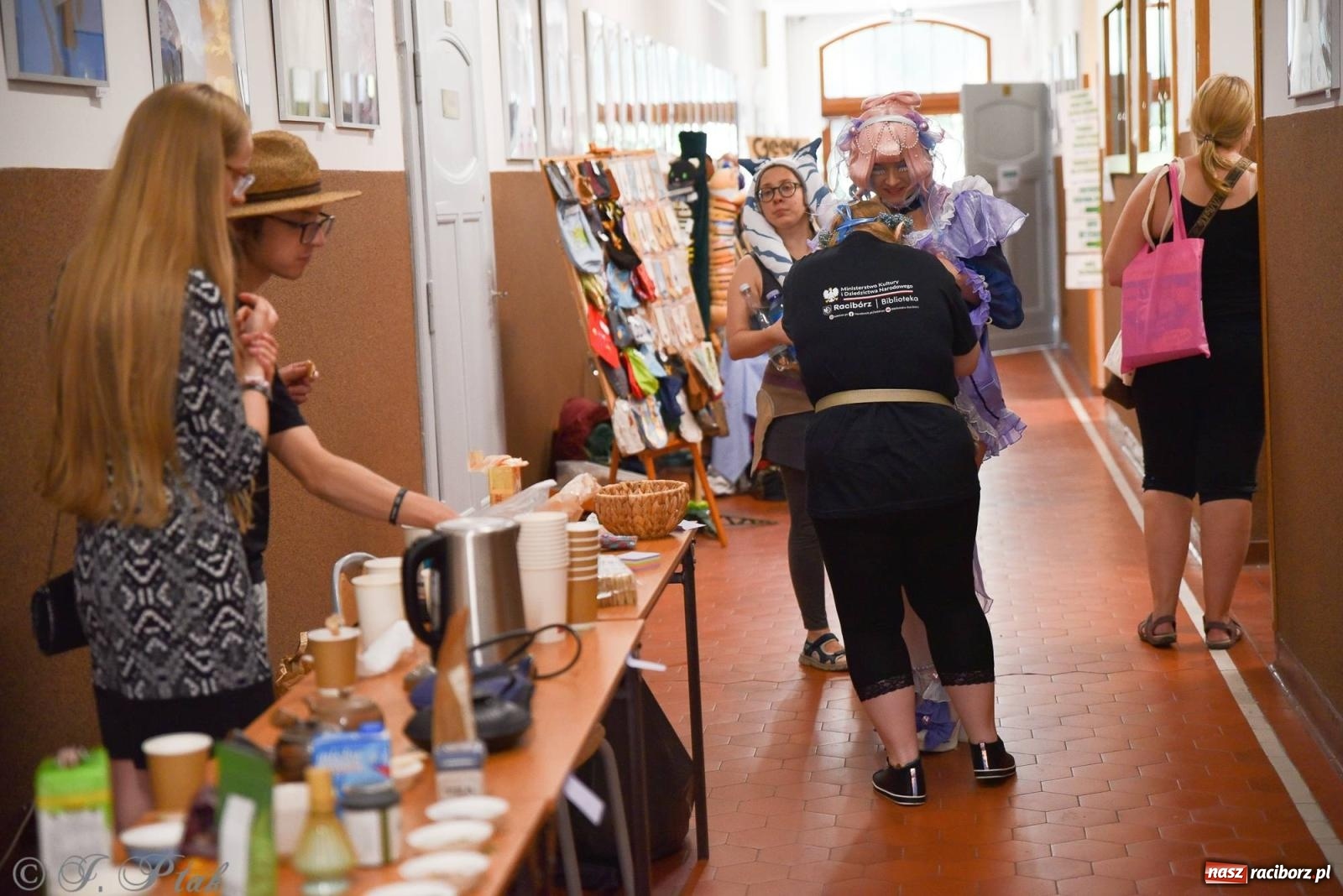 Zdjęcie w galerii na portalu naszraciborz.pl: Gandalf i przyjaciele zawitali do Raciborza [FOTO] wiadomości z regionu