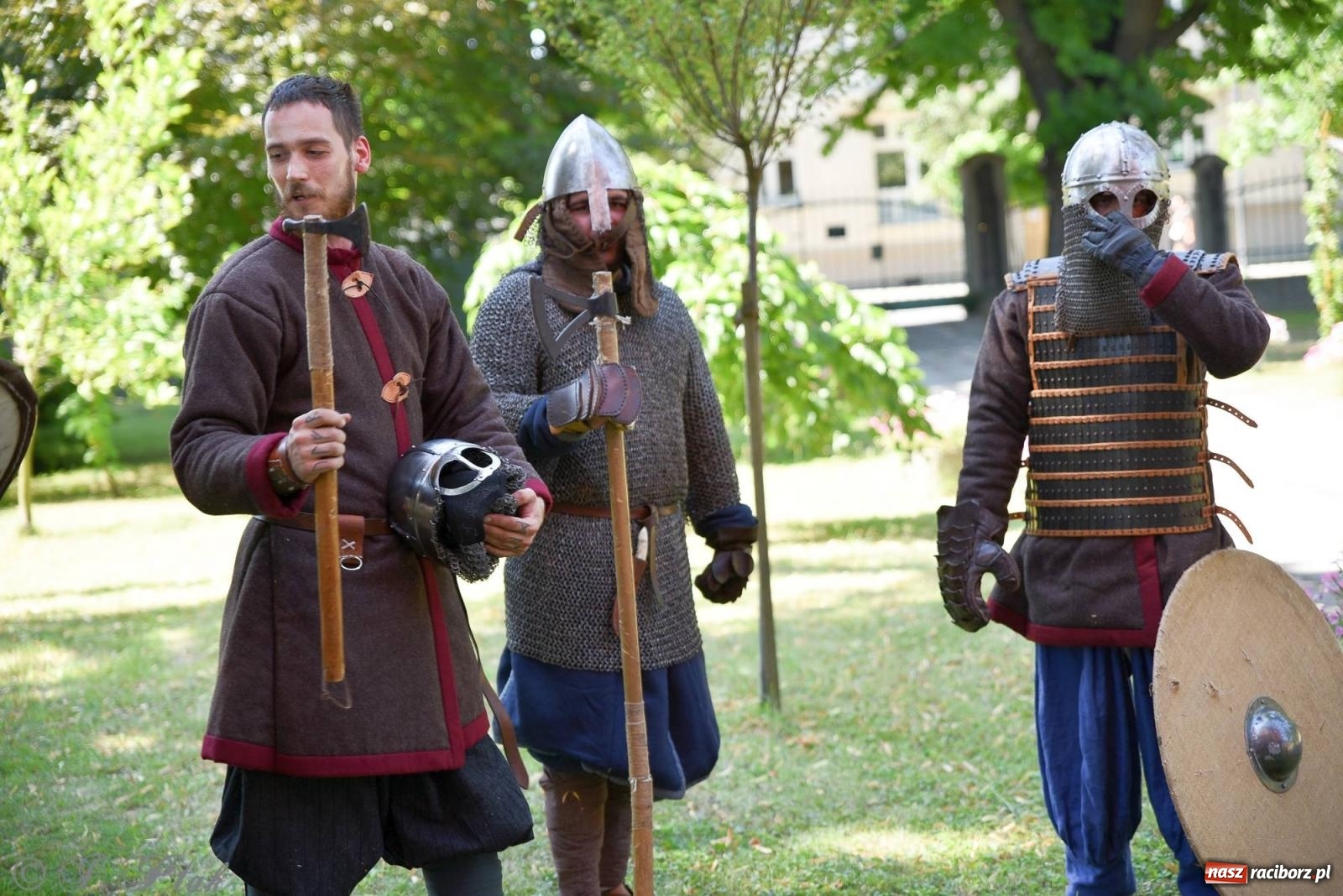 Zdjęcie w galerii na portalu naszraciborz.pl: Gandalf i przyjaciele zawitali do Raciborza [FOTO] wiadomości z regionu