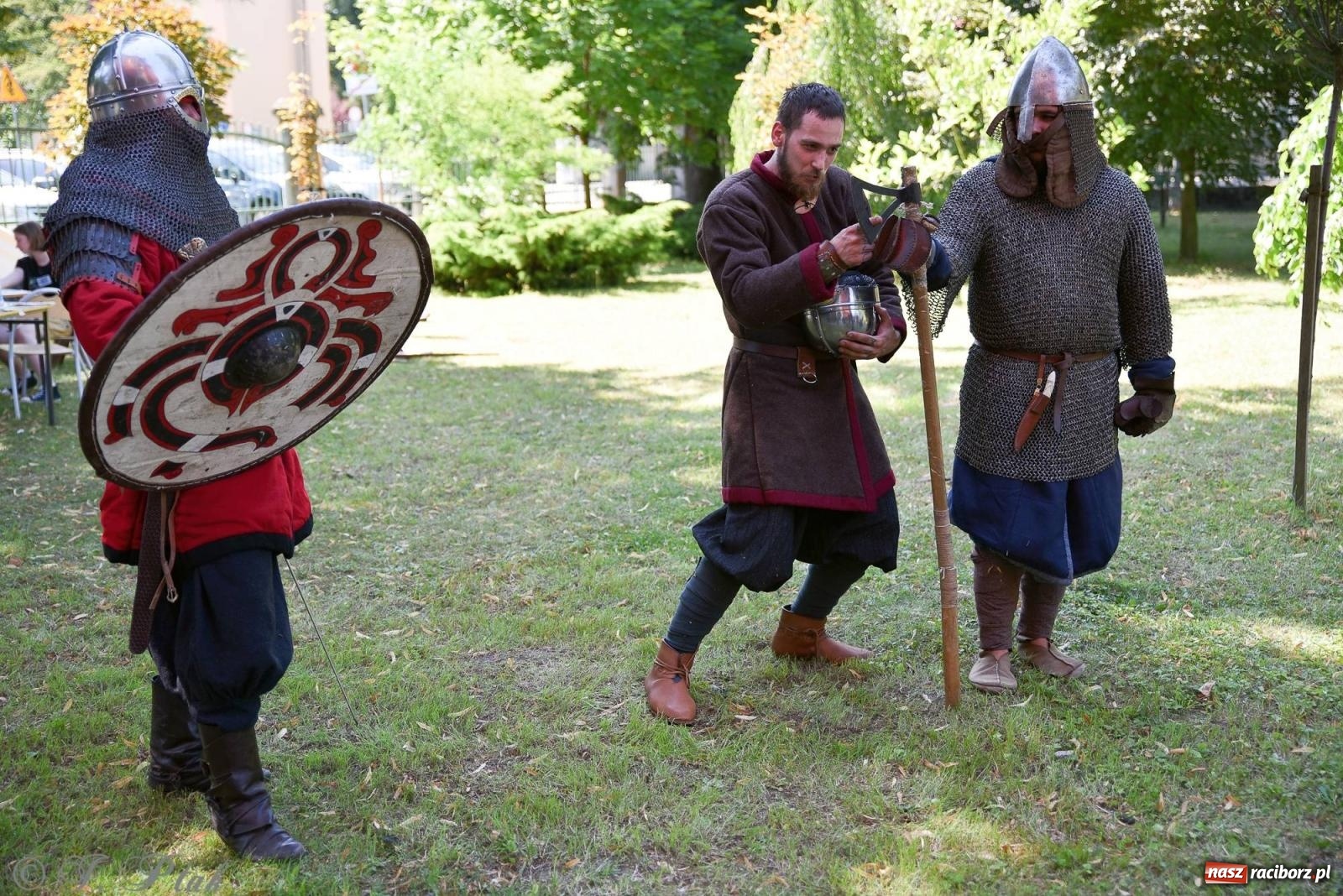 Zdjęcie w galerii na portalu naszraciborz.pl: Gandalf i przyjaciele zawitali do Raciborza [FOTO] wiadomości z regionu