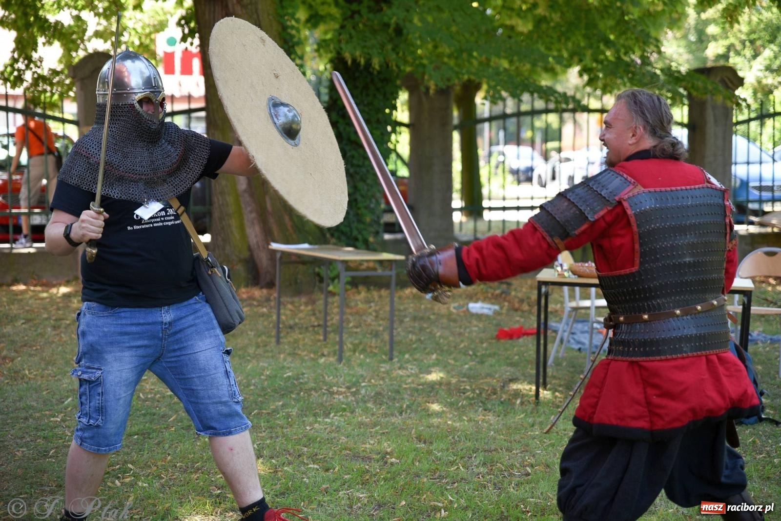 Zdjęcie w galerii na portalu naszraciborz.pl: Gandalf i przyjaciele zawitali do Raciborza [FOTO] wiadomości z regionu
