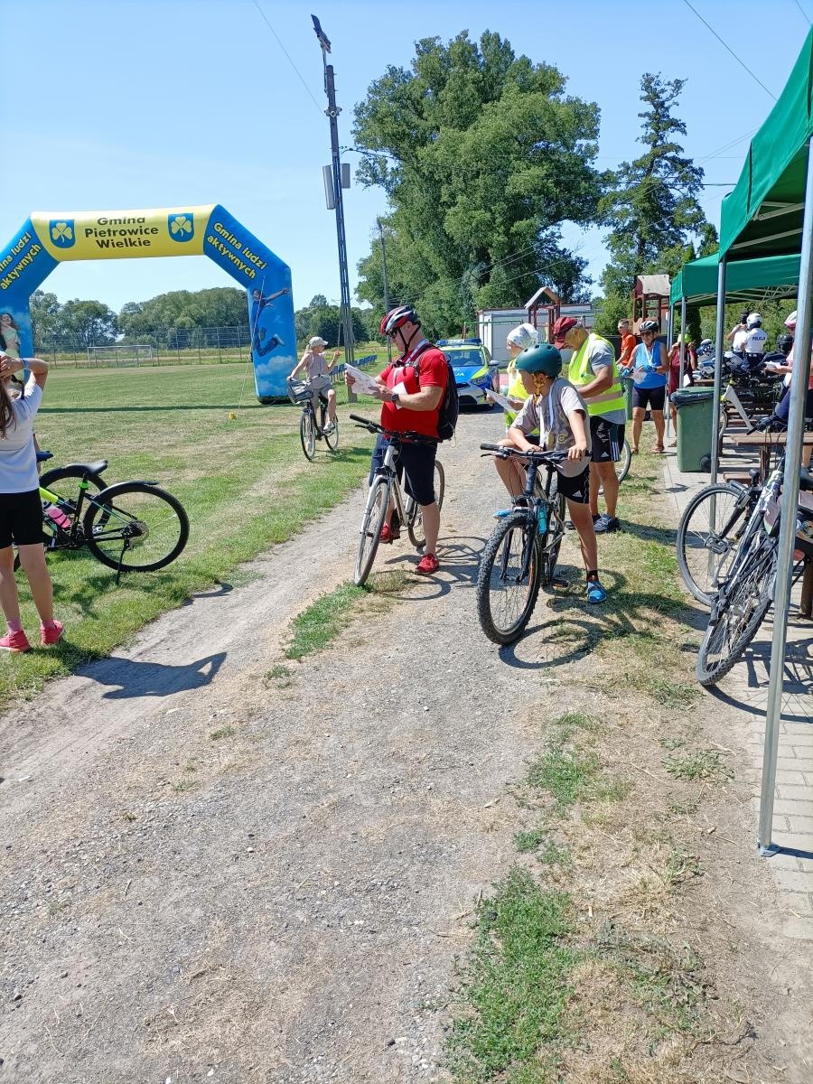 Zdjęcie w galerii na portalu naszraciborz.pl: Rajd rowerowy na orientację po gminie Pietrowice Wielkie wiadomości z regionu