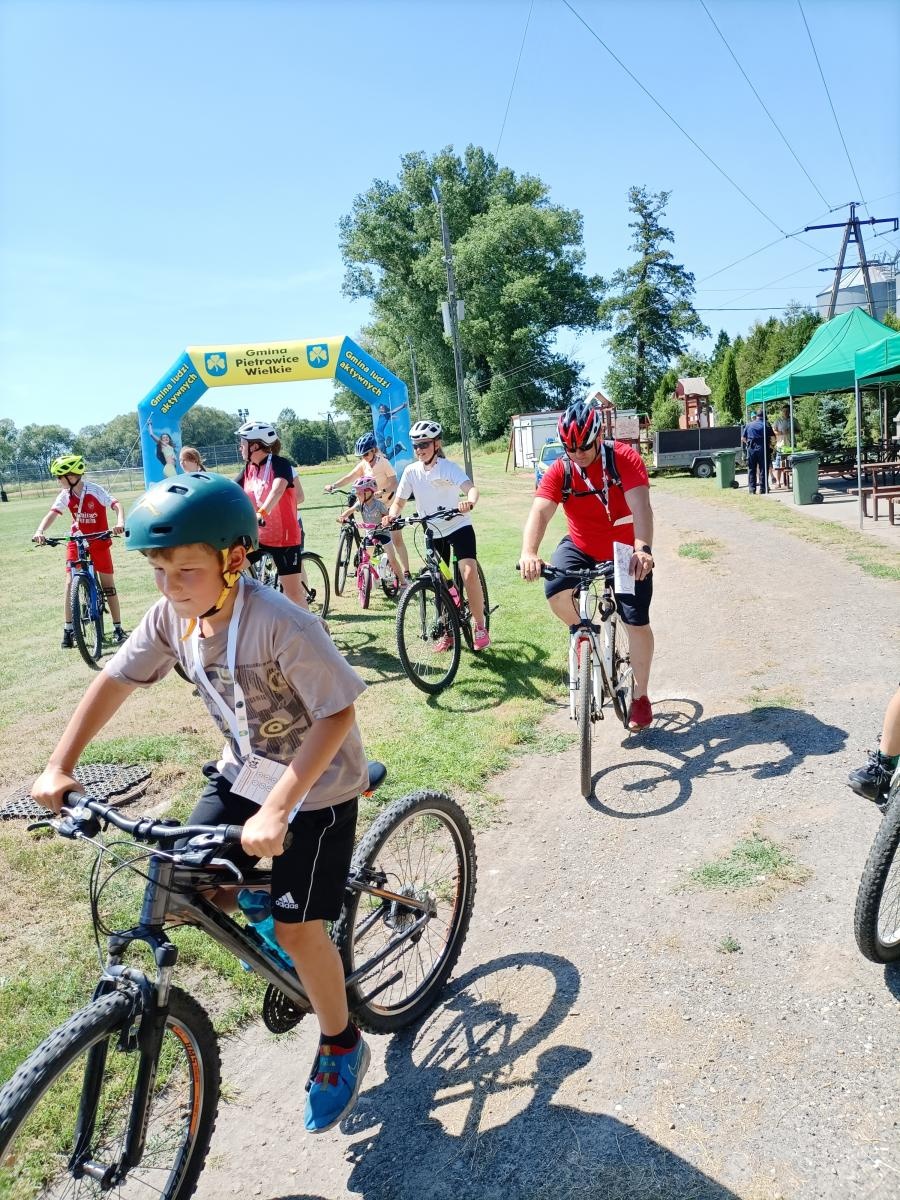 Zdjęcie w galerii na portalu naszraciborz.pl: Rajd rowerowy na orientację po gminie Pietrowice Wielkie wiadomości z regionu