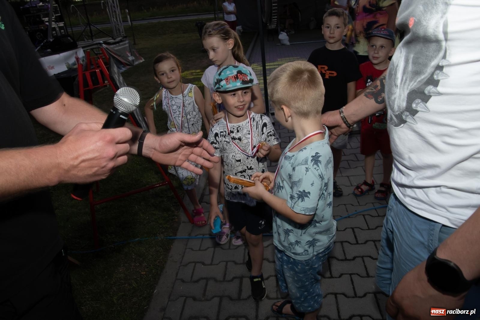 Zdjęcie w galerii na portalu naszraciborz.pl: Rodzinny festyn strażacki w Sudole. W akcji młodzi strażacy [FOTO i WIDEO] wiadomości z regionu