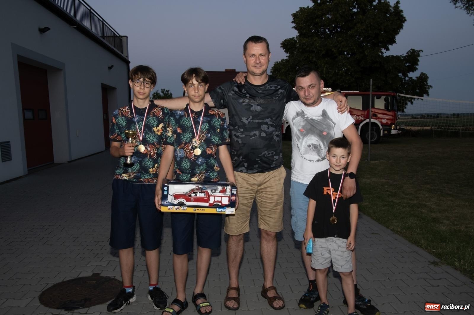 Zdjęcie w galerii na portalu naszraciborz.pl: Rodzinny festyn strażacki w Sudole. W akcji młodzi strażacy [FOTO i WIDEO] wiadomości z regionu