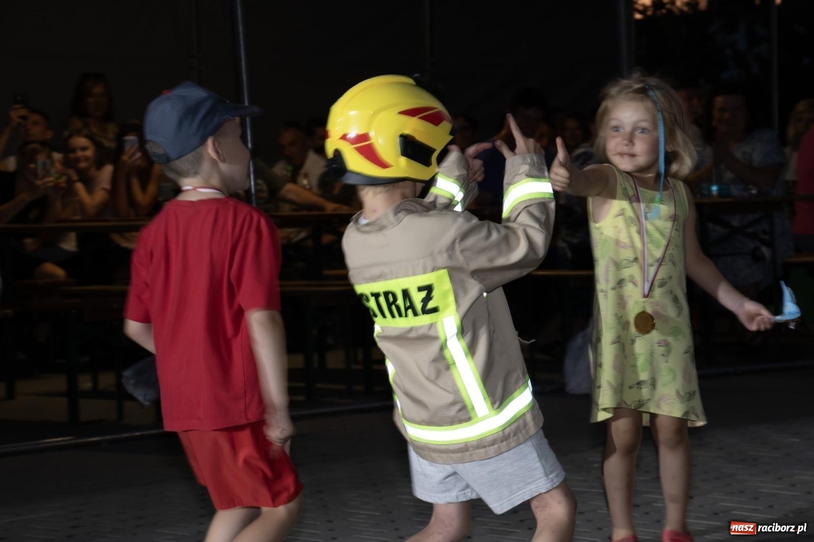 Zdjęcie w galerii na portalu naszraciborz.pl: Rodzinny festyn strażacki w Sudole. W akcji młodzi strażacy [FOTO i WIDEO] wiadomości z regionu