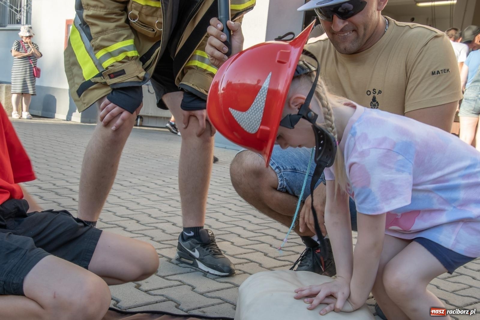 Zdjęcie w galerii na portalu naszraciborz.pl: Rodzinny festyn strażacki w Sudole. W akcji młodzi strażacy [FOTO i WIDEO] wiadomości z regionu