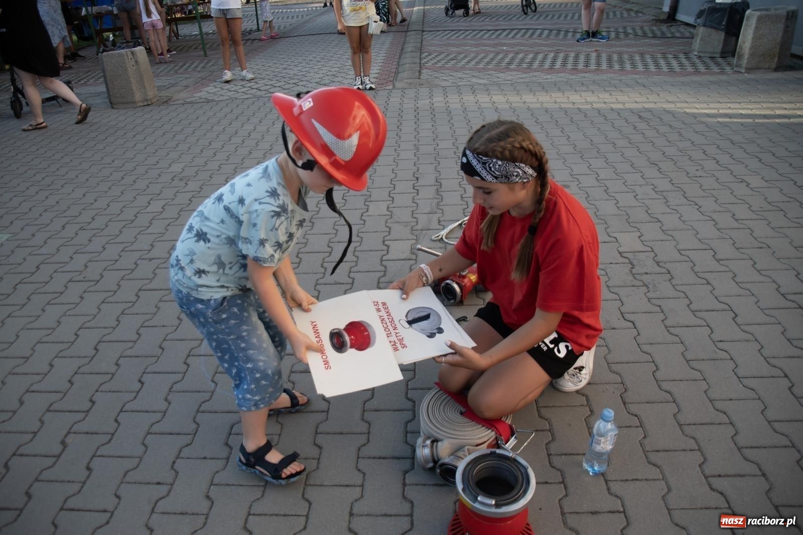 Zdjęcie w galerii na portalu naszraciborz.pl: Rodzinny festyn strażacki w Sudole. W akcji młodzi strażacy [FOTO i WIDEO] wiadomości z regionu