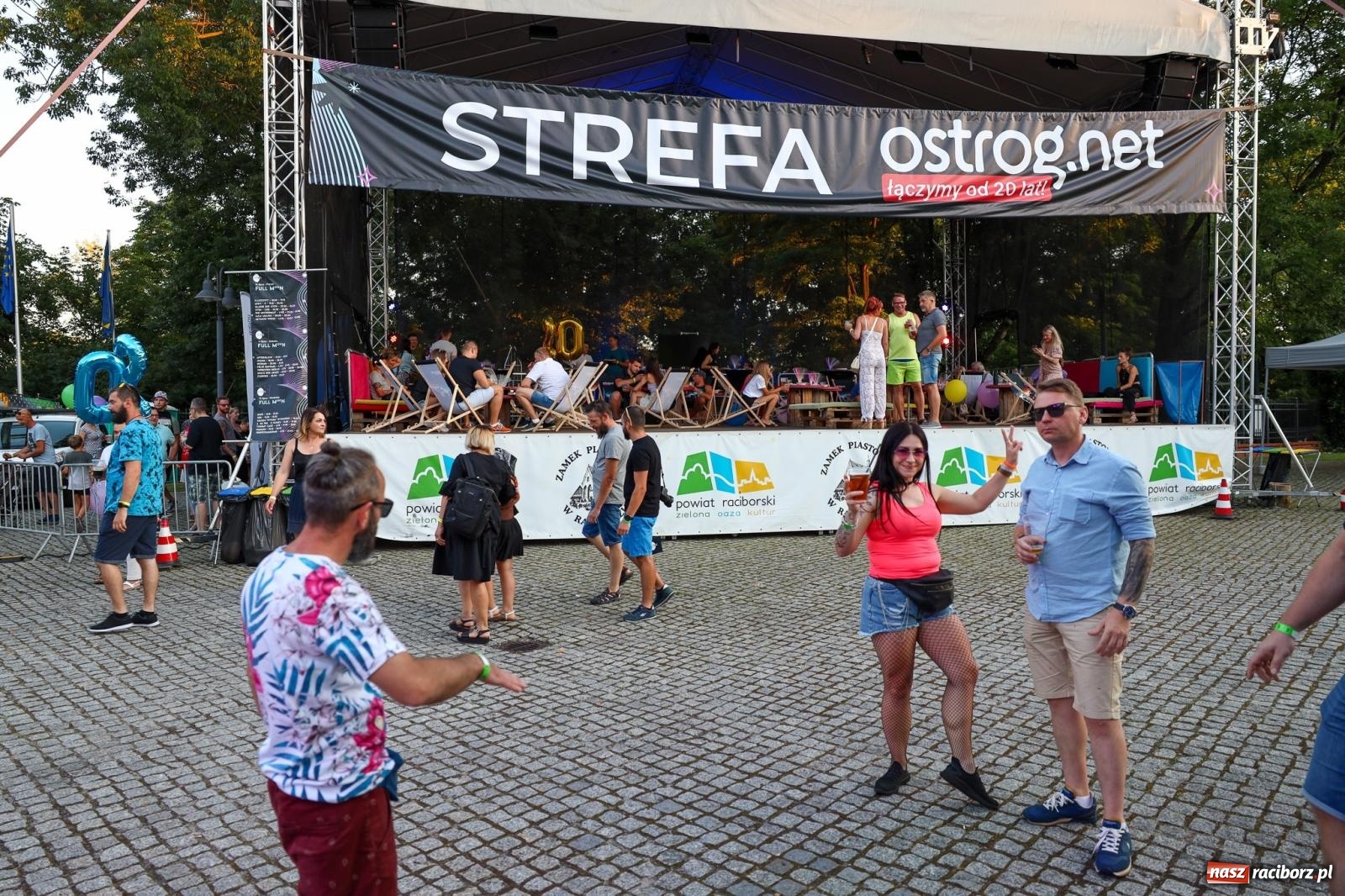 Zdjęcie w galerii na portalu naszraciborz.pl: Full Moon na raciborskim zamku - dzień drugi [FOTO] wiadomości z regionu