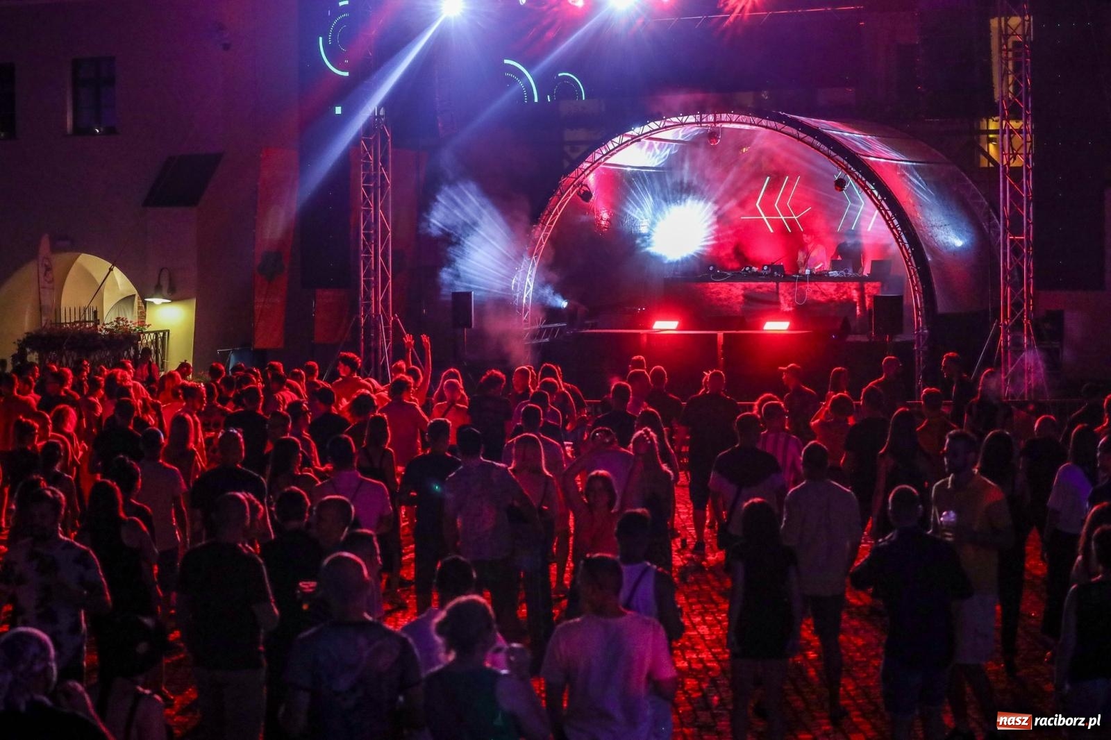 Zdjęcie w galerii na portalu naszraciborz.pl: Full Moon na raciborskim zamku - dzień drugi [FOTO] wiadomości z regionu