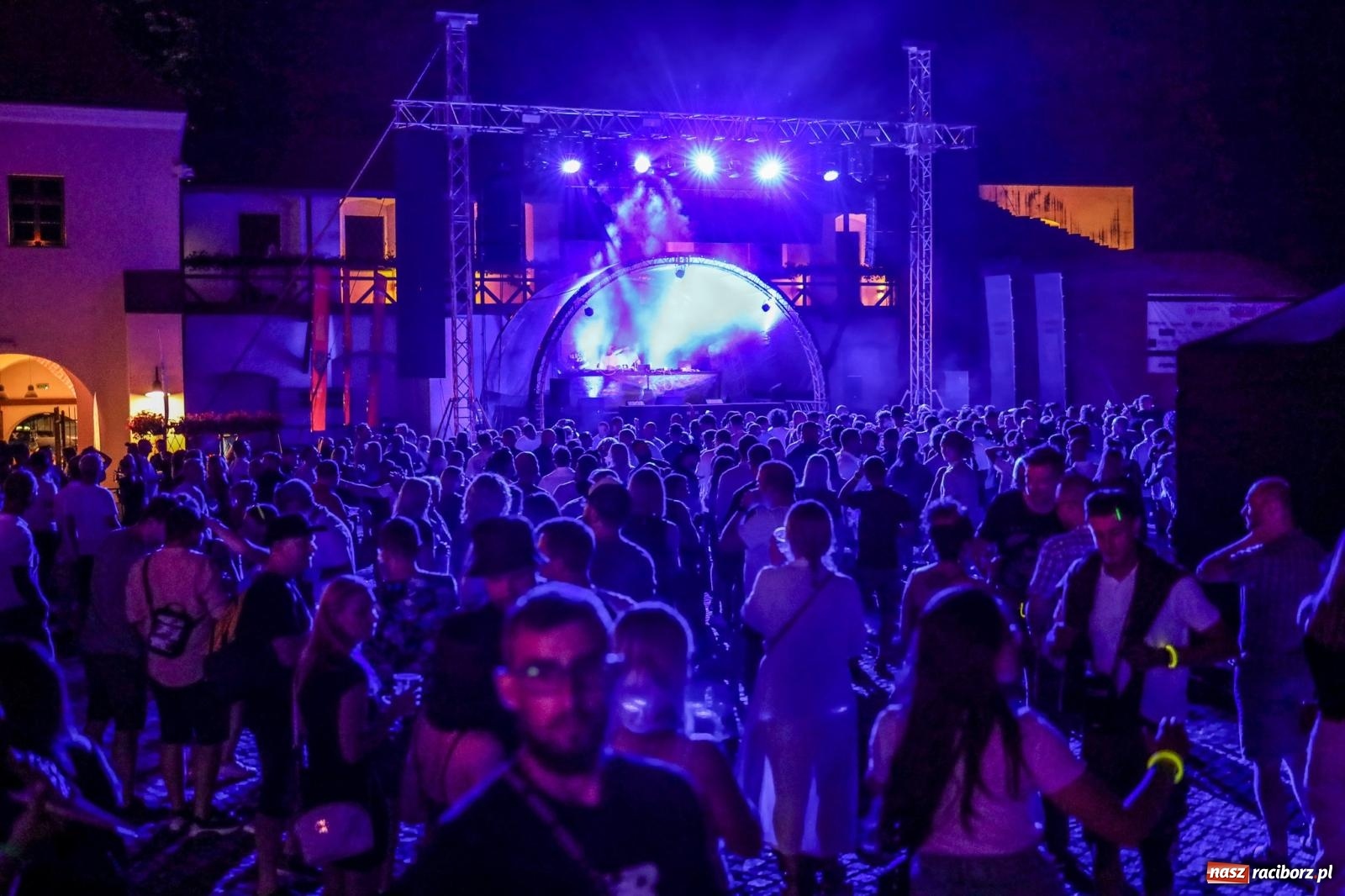 Zdjęcie w galerii na portalu naszraciborz.pl: Full Moon na raciborskim zamku - dzień drugi [FOTO] wiadomości z regionu