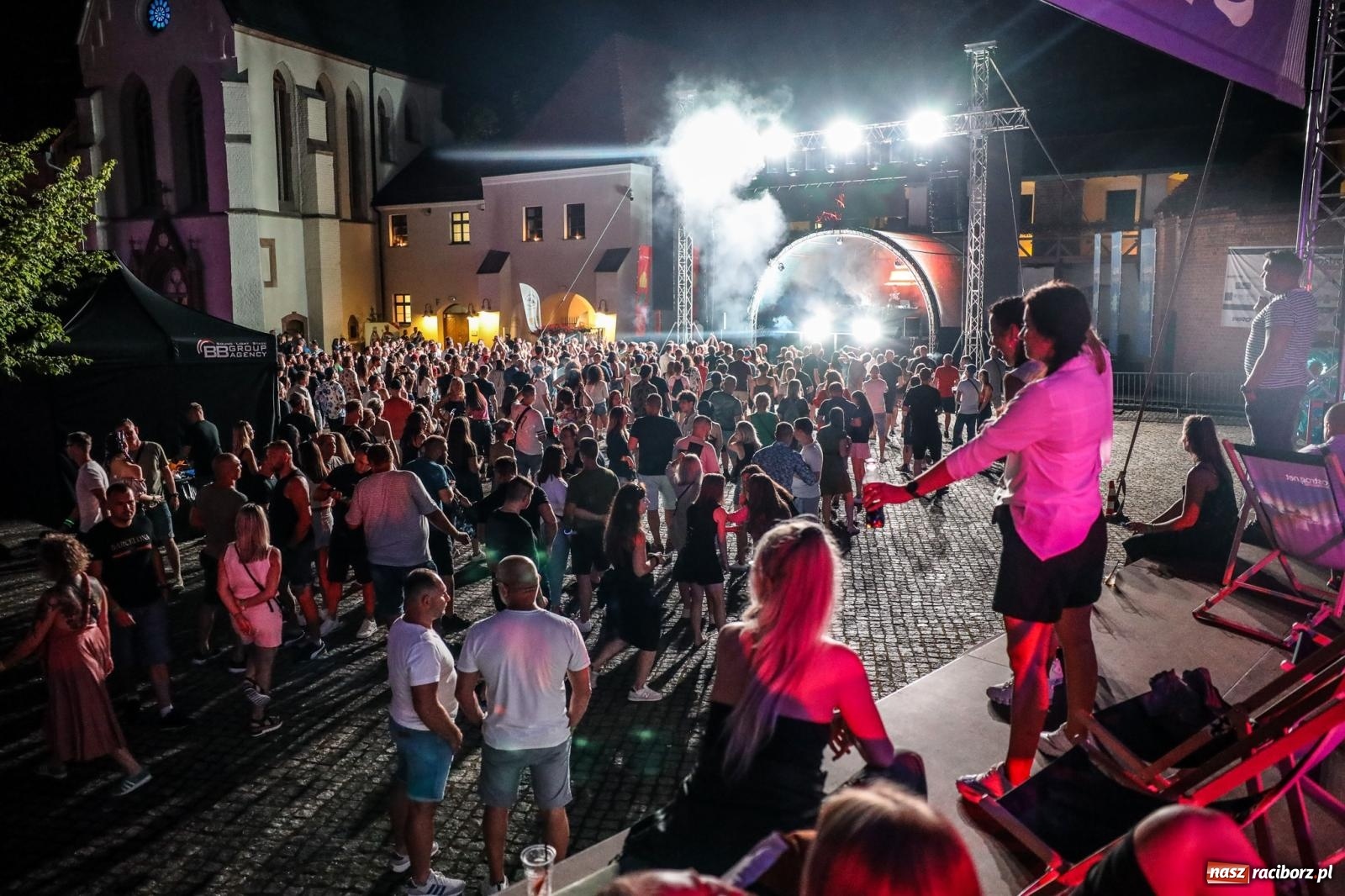 Zdjęcie w galerii na portalu naszraciborz.pl: Full Moon na raciborskim zamku - dzień drugi [FOTO] wiadomości z regionu